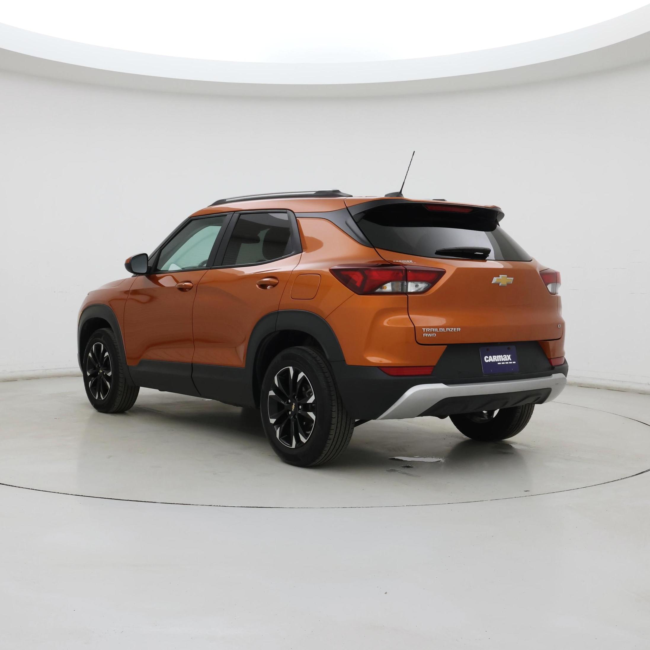 Thumbnail: 2023 Chevrolet TrailBlazer - 2