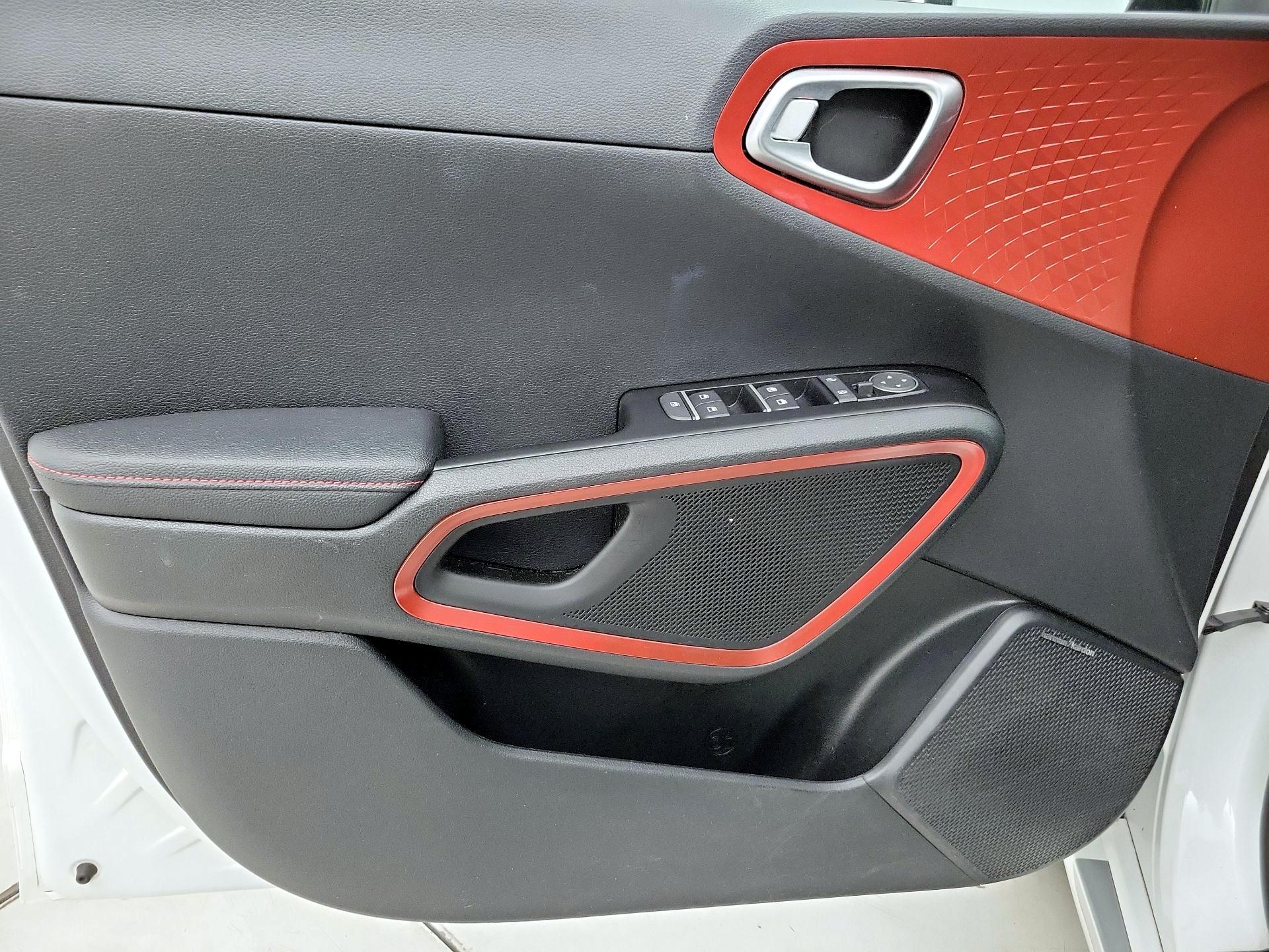 Thumbnail: 2023 Kia Soul - 12