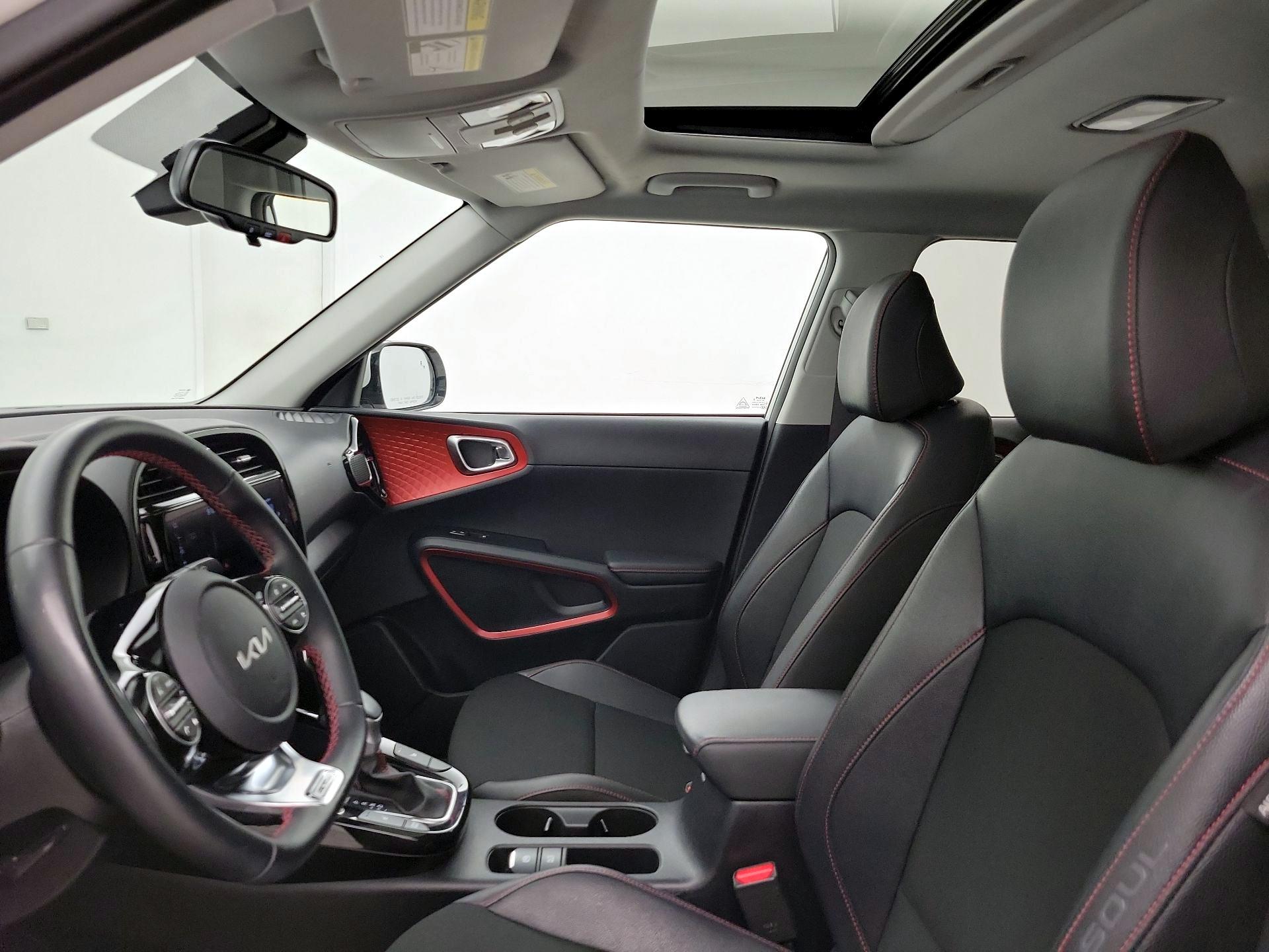 Thumbnail: 2023 Kia Soul - 20