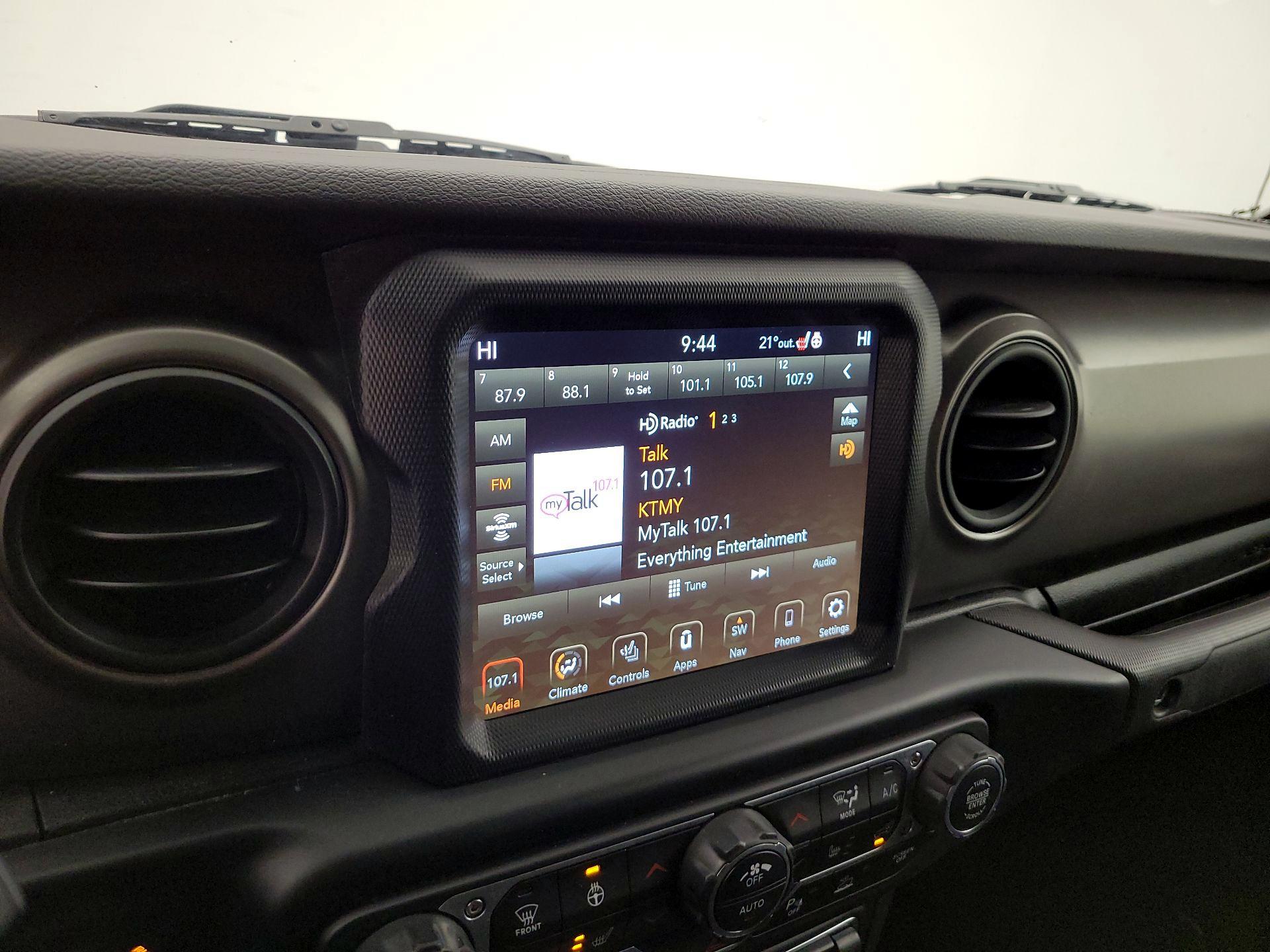 Thumbnail: 2022 Jeep Gladiator - 16