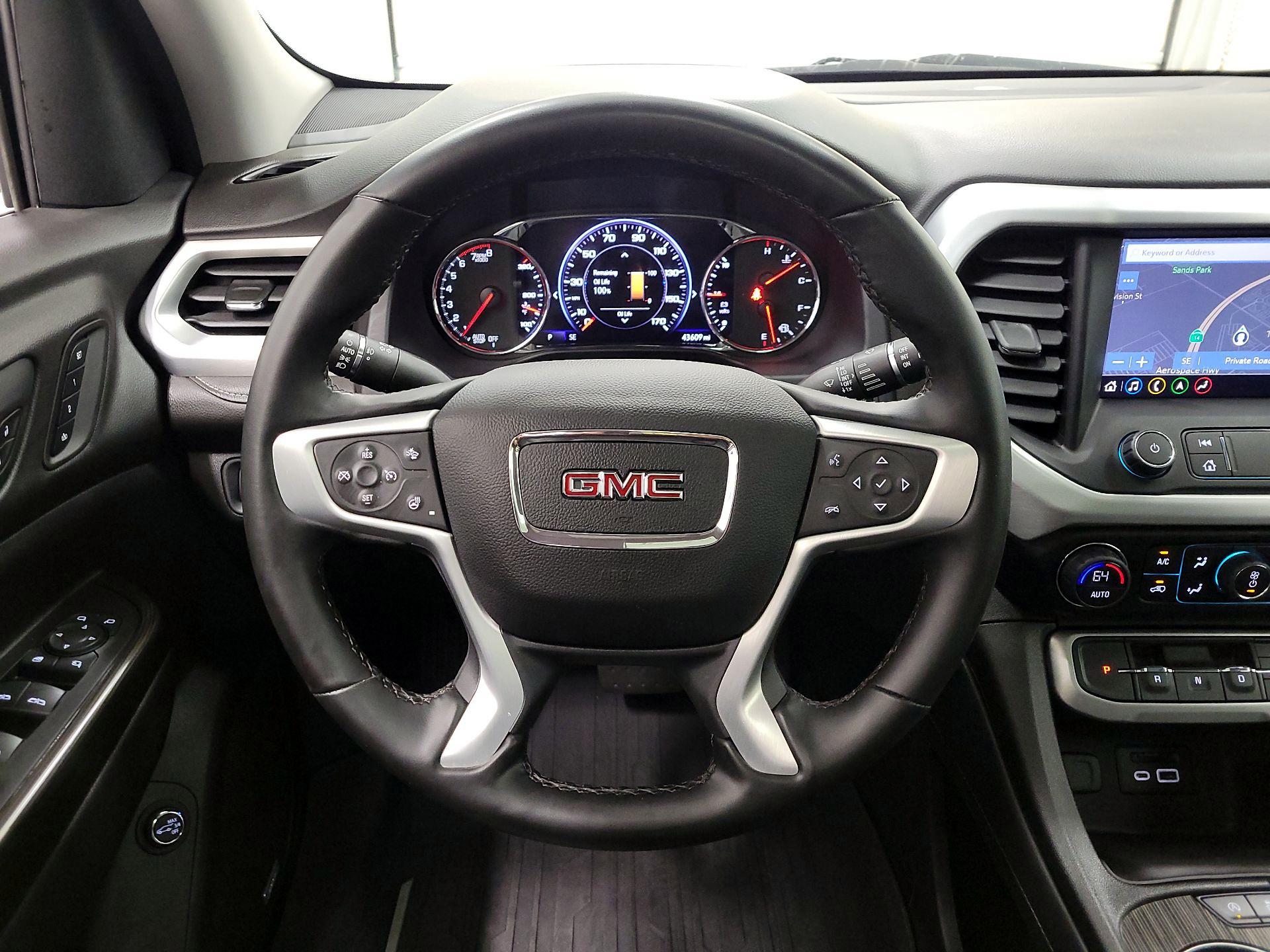 Thumbnail: 2023 GMC Acadia - 10