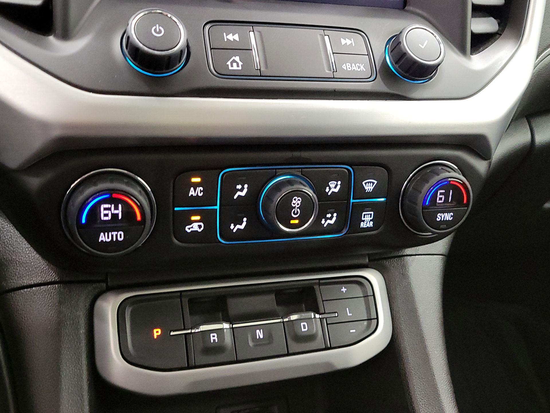 Thumbnail: 2023 GMC Acadia - 17