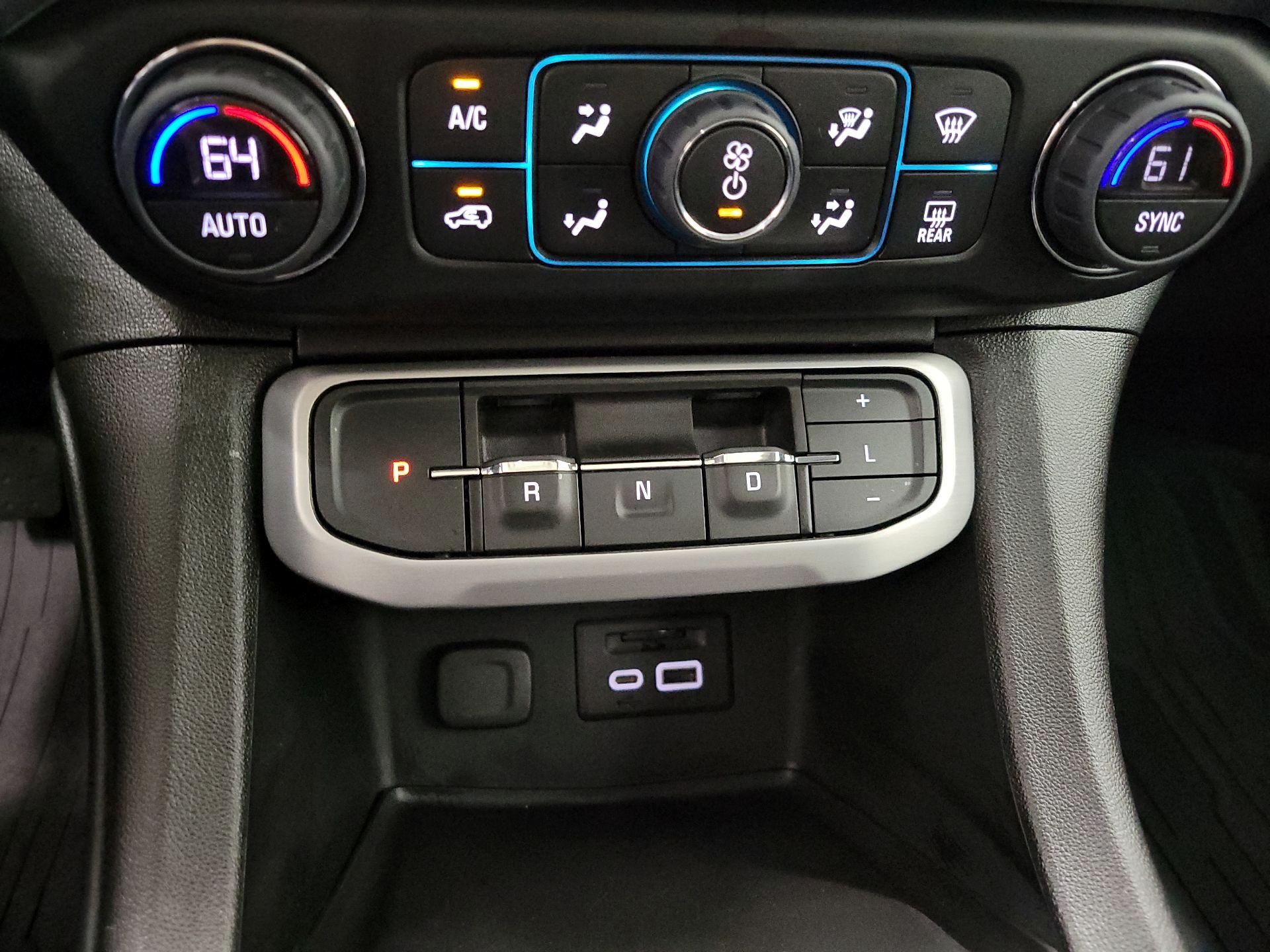 Thumbnail: 2023 GMC Acadia - 18