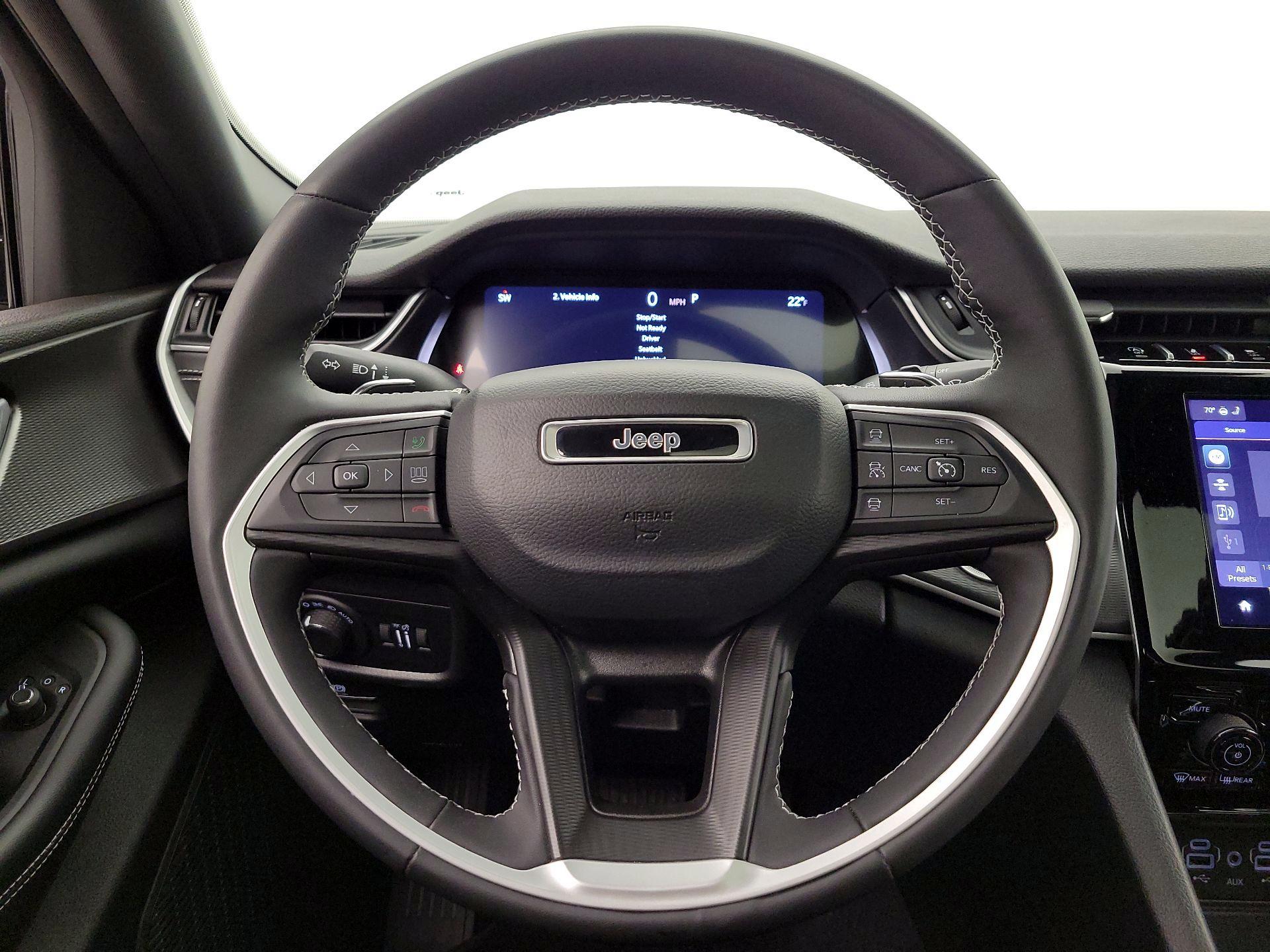 Thumbnail: 2023 Jeep Grand Cherokee L - 10