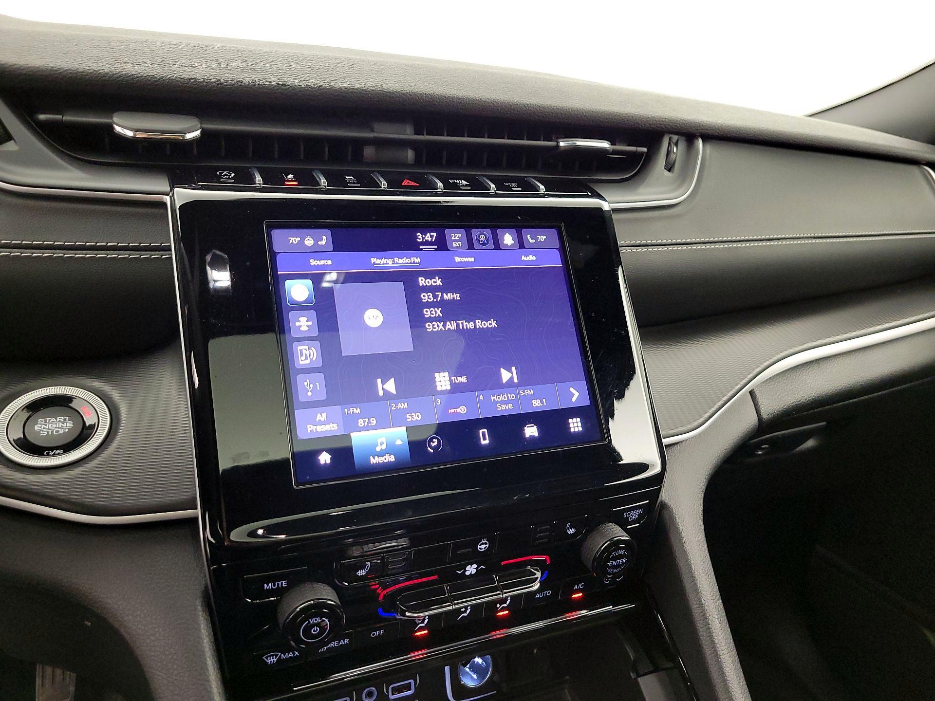 Thumbnail: 2023 Jeep Grand Cherokee L - 15