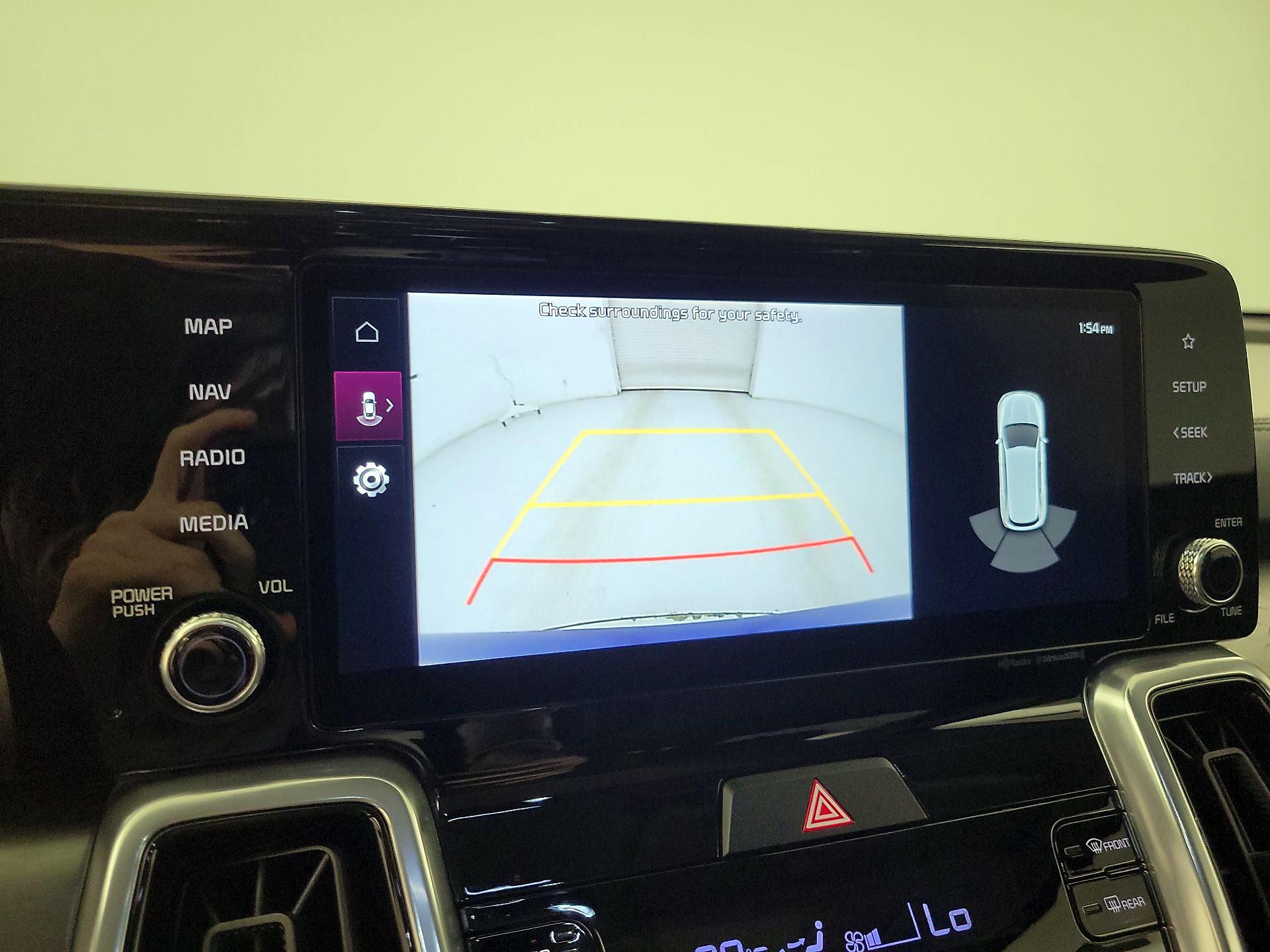 Thumbnail: 2023 Kia Sorento - 15