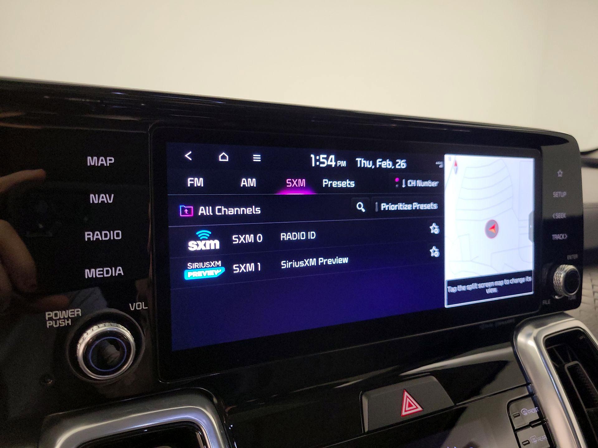 Thumbnail: 2023 Kia Sorento - 16