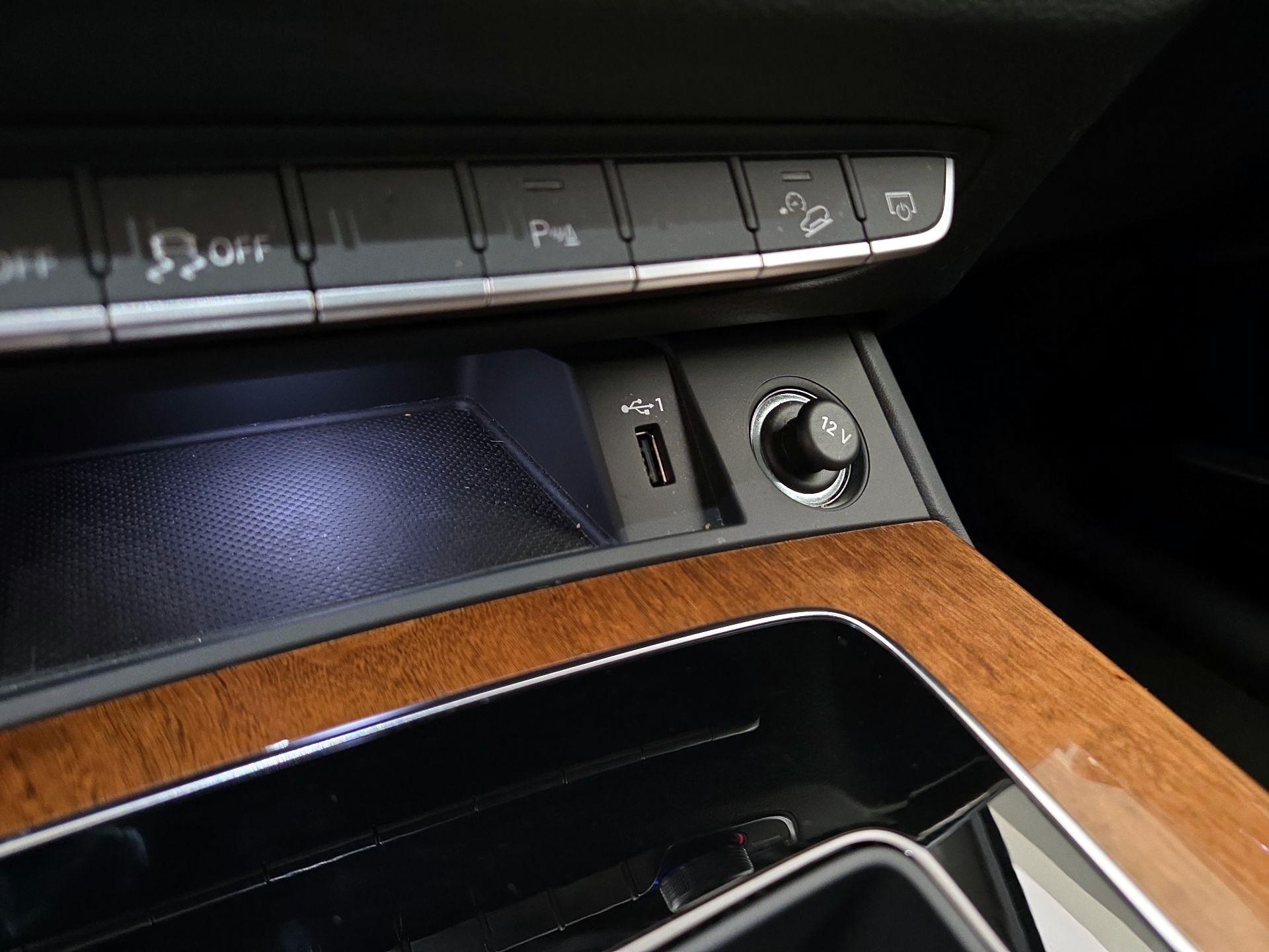 Thumbnail: 2023 Audi Q5 - 18