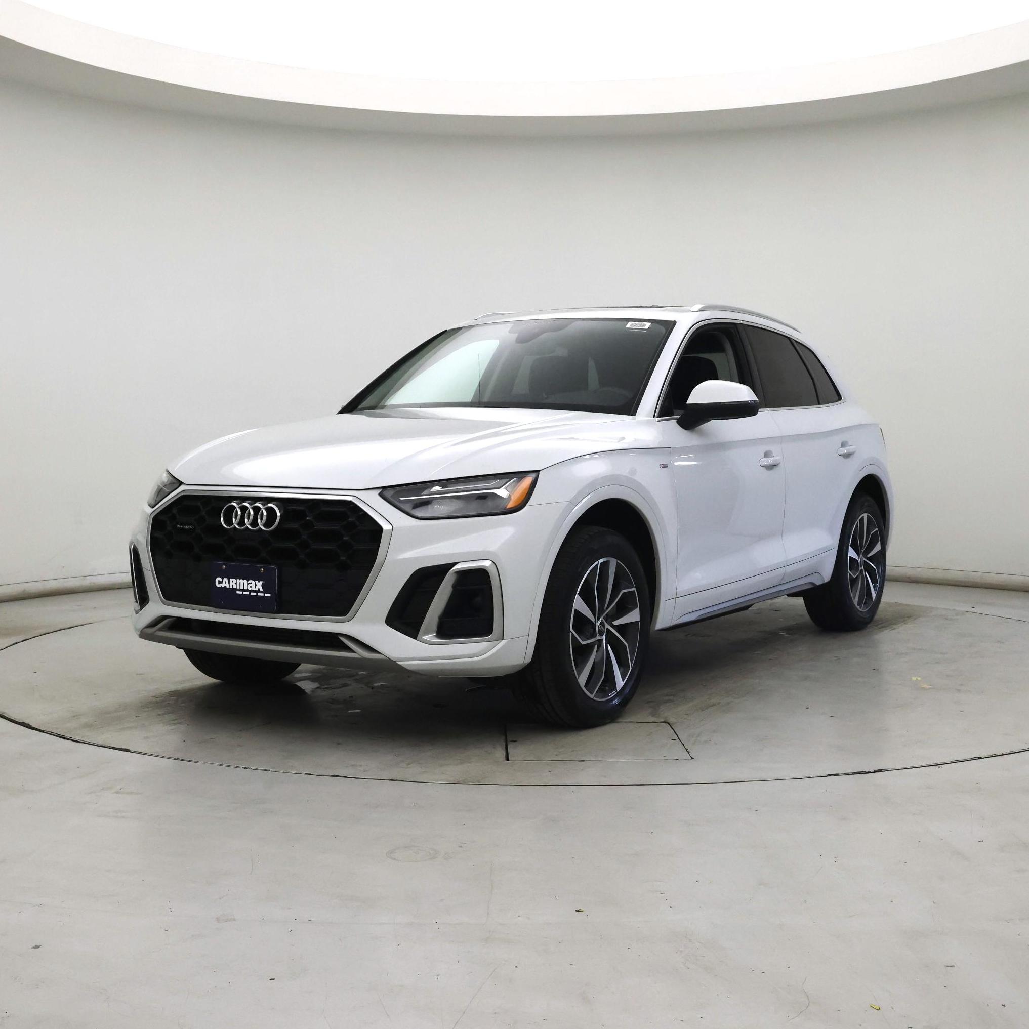 Thumbnail: 2023 Audi Q5 - 4