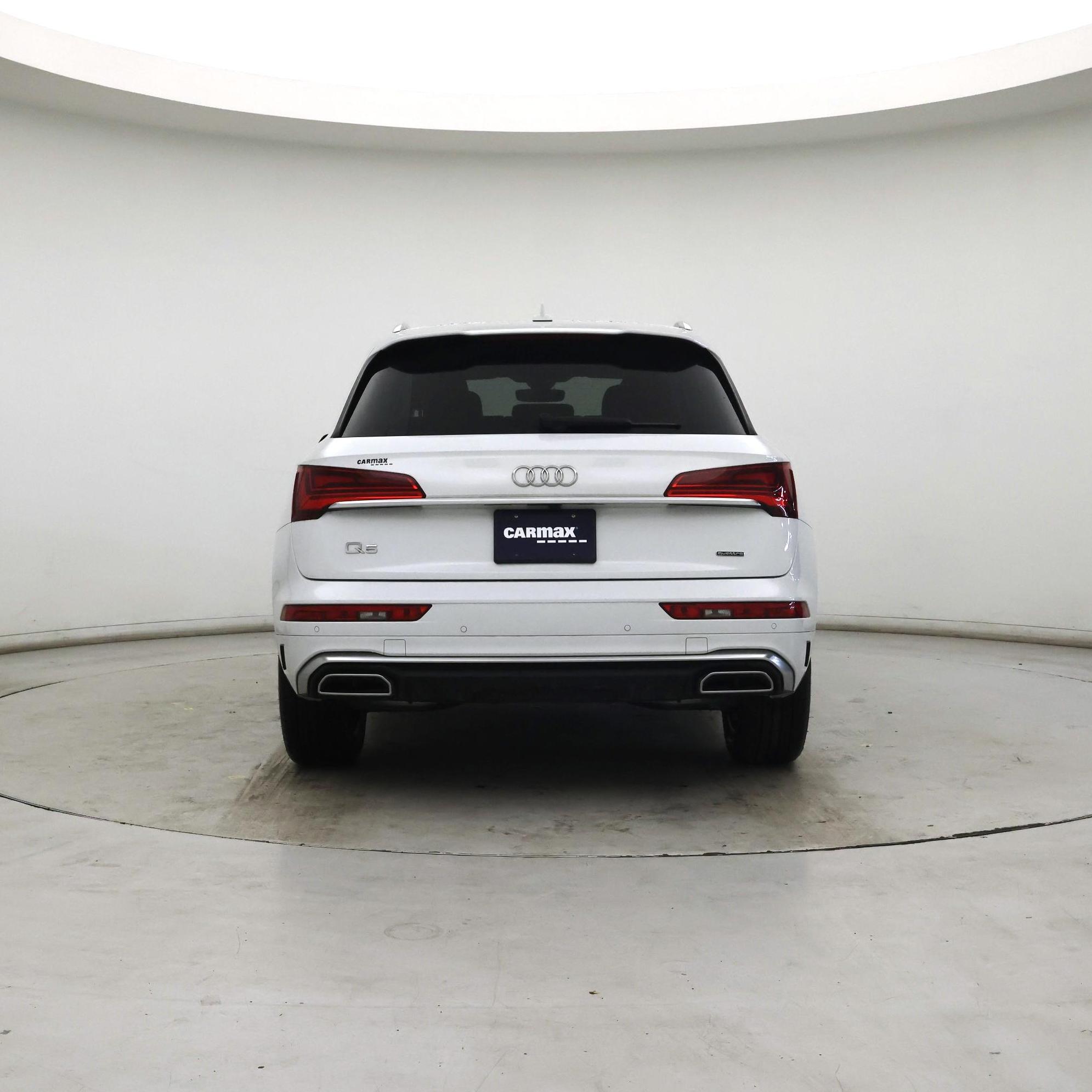 Thumbnail: 2023 Audi Q5 - 6