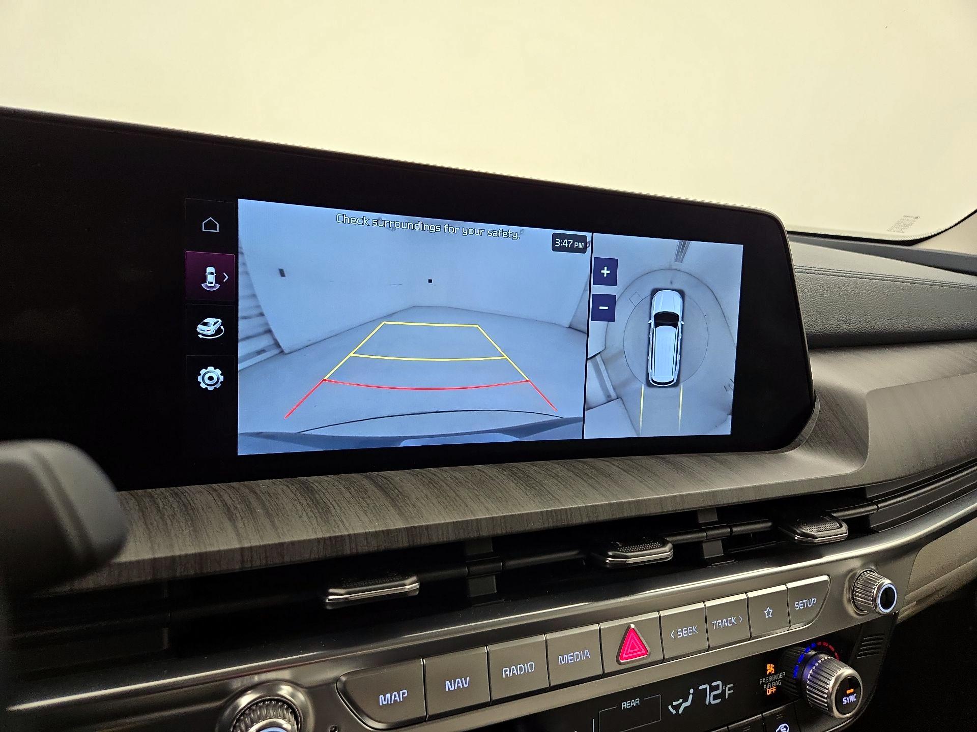 Thumbnail: 2023 Kia Telluride - 15