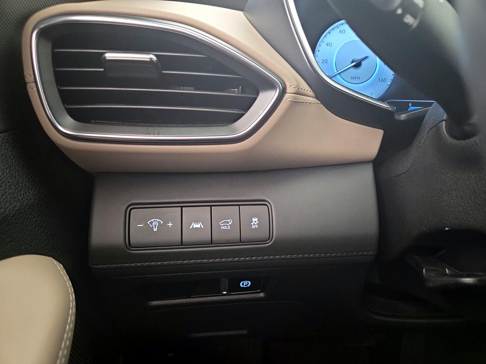 Thumbnail: 2023 Hyundai Santa Fe - 13