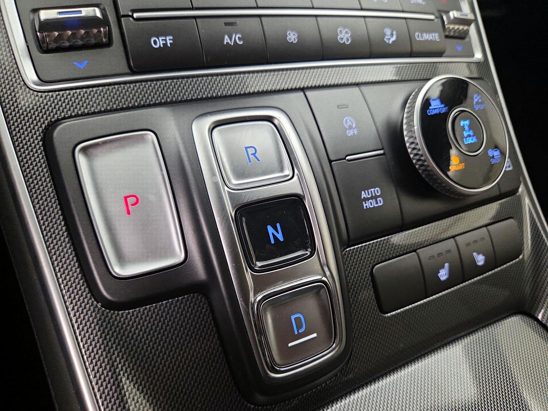 Thumbnail: 2023 Hyundai Santa Fe - 18