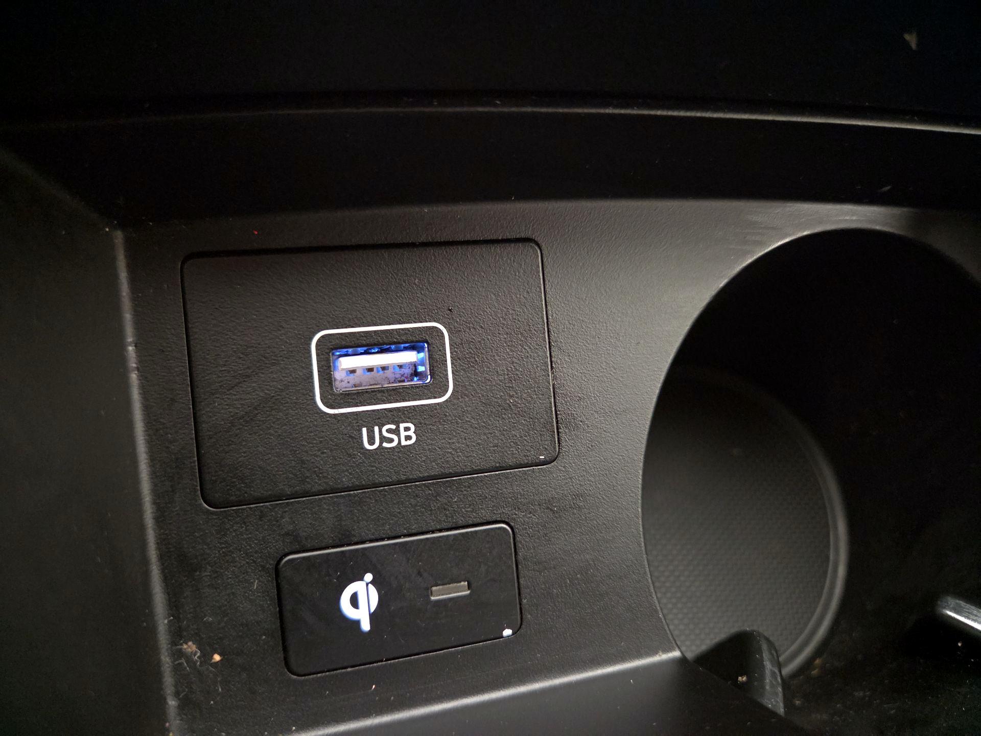 Thumbnail: 2023 Hyundai Santa Fe - 19