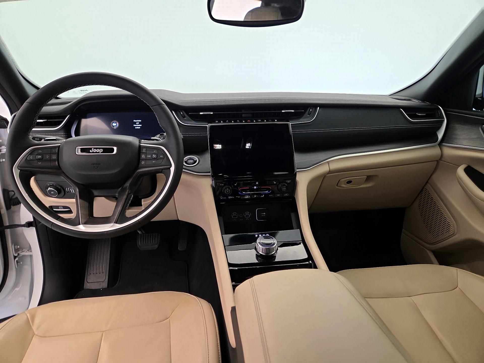 Thumbnail: 2023 Jeep Grand Cherokee - 9