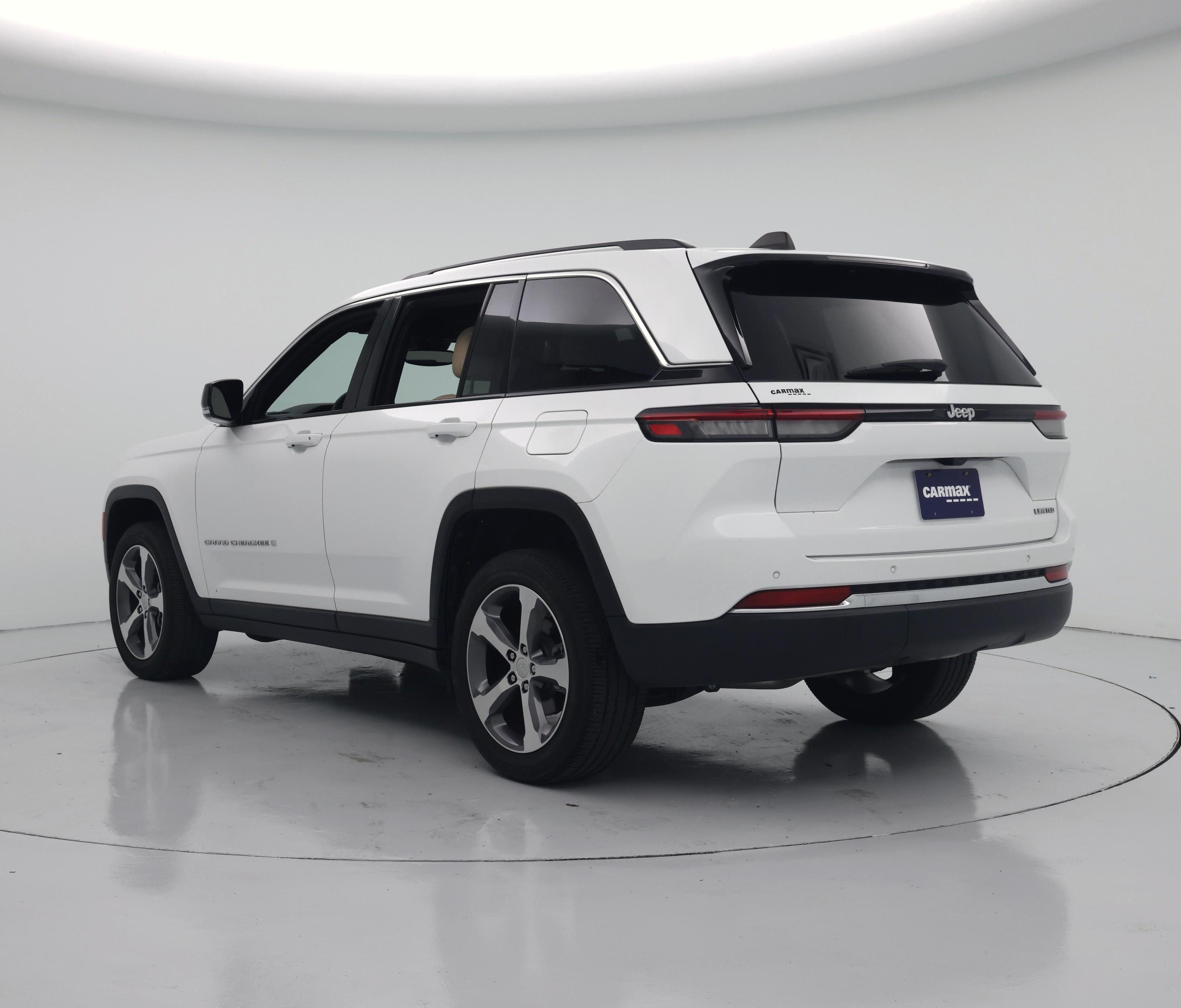 Thumbnail: 2023 Jeep Grand Cherokee - 2