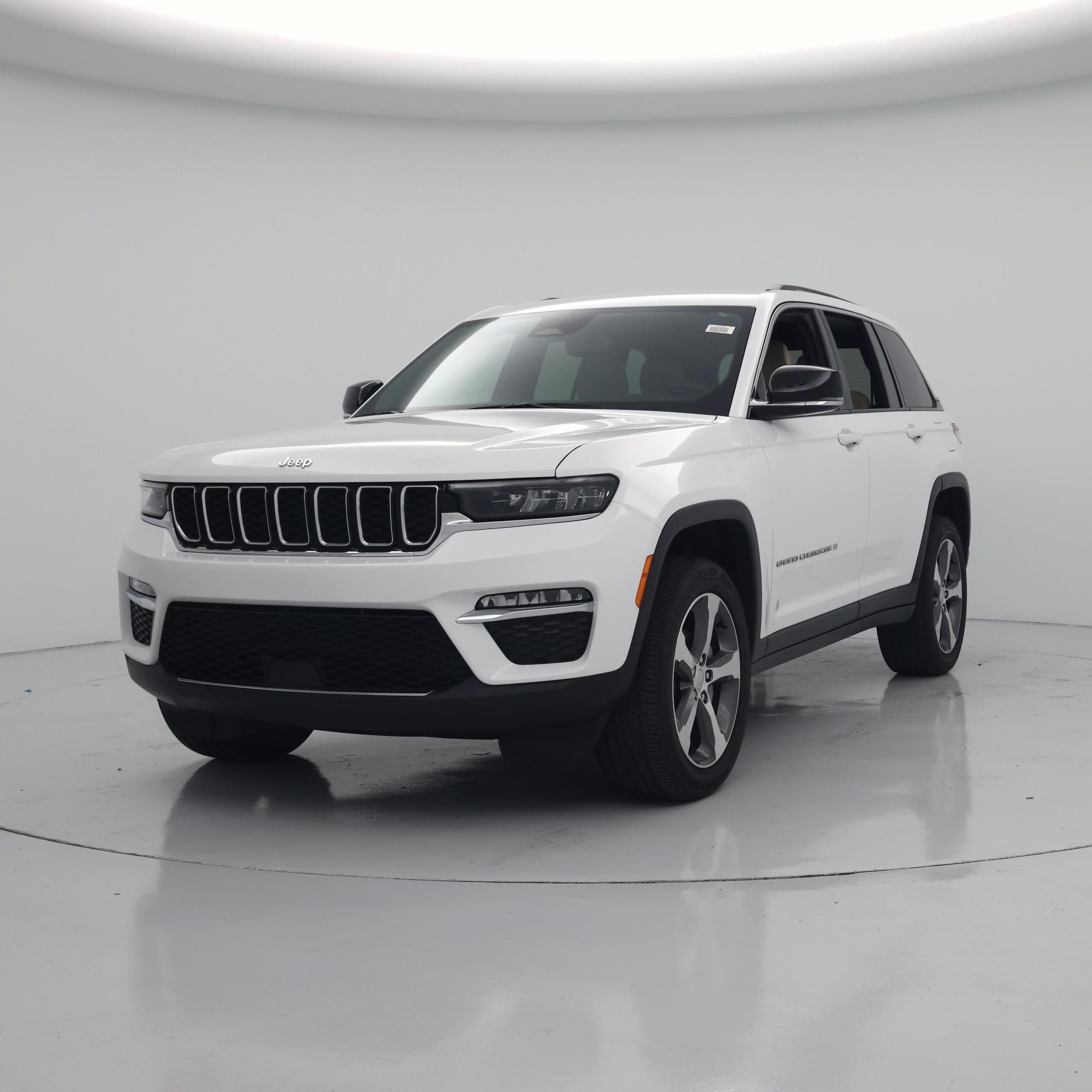 Thumbnail: 2023 Jeep Grand Cherokee - 4