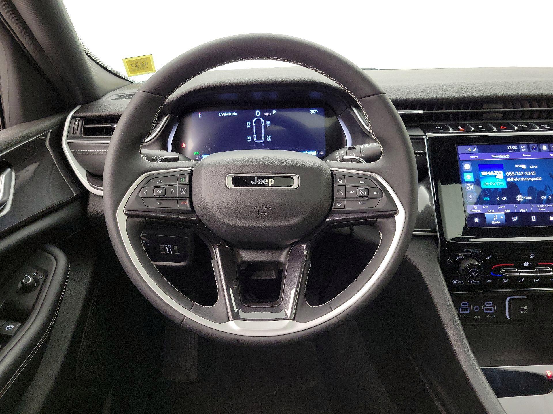 Thumbnail: 2023 Jeep Grand Cherokee L - 10