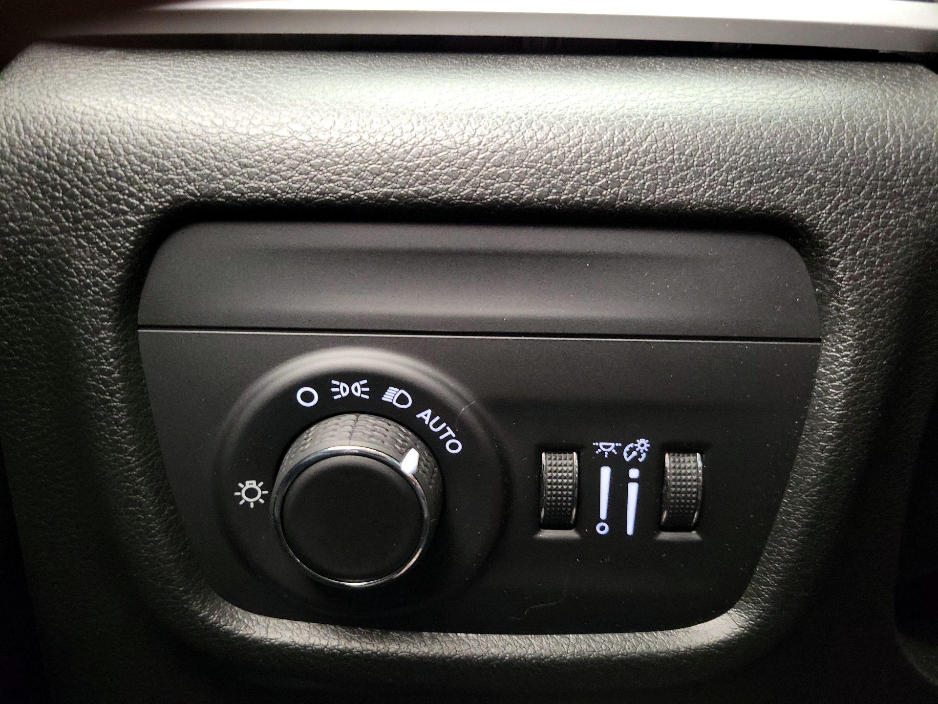 Thumbnail: 2023 Jeep Grand Cherokee L - 13