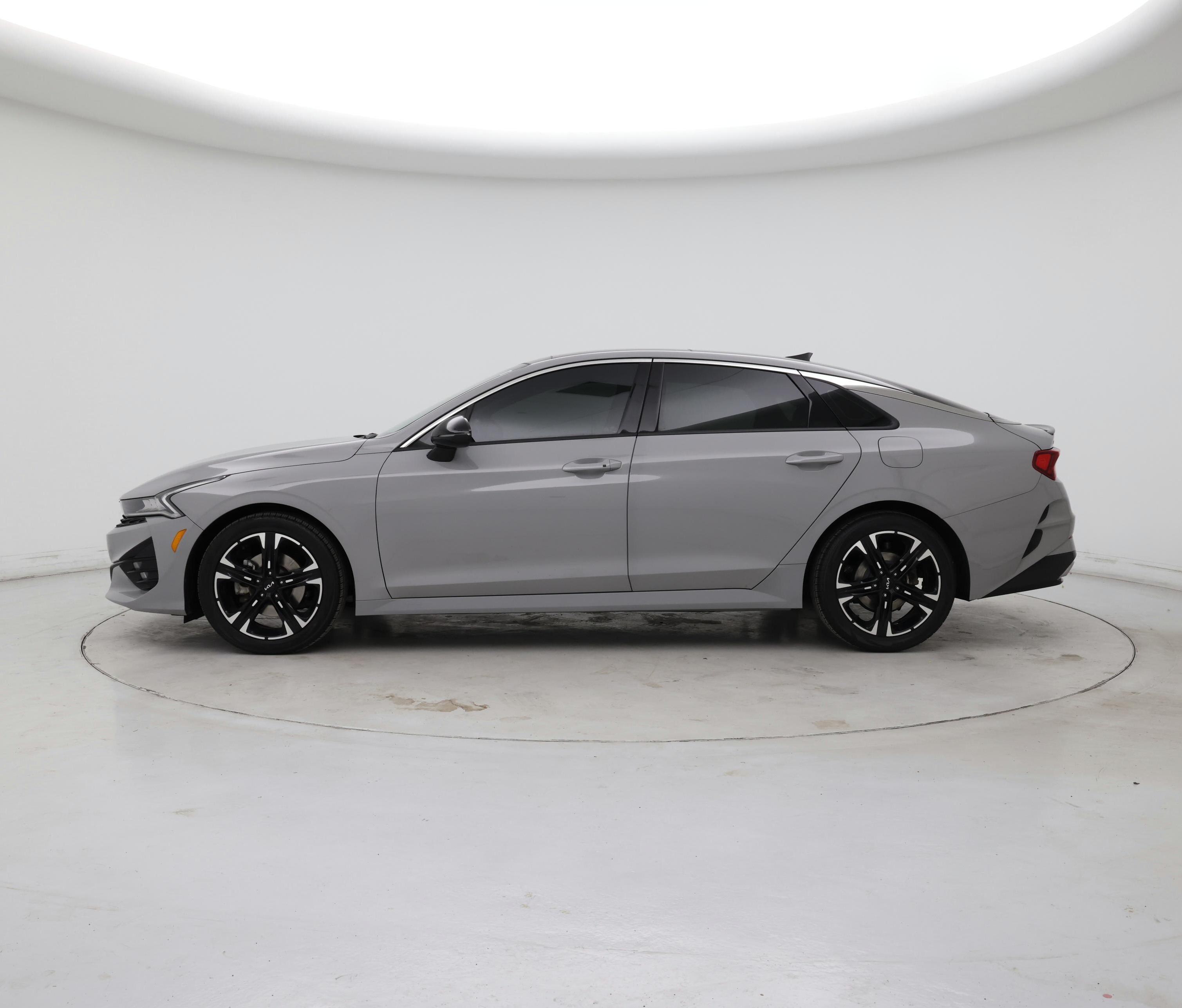 Thumbnail: 2023 Kia K5 - 3