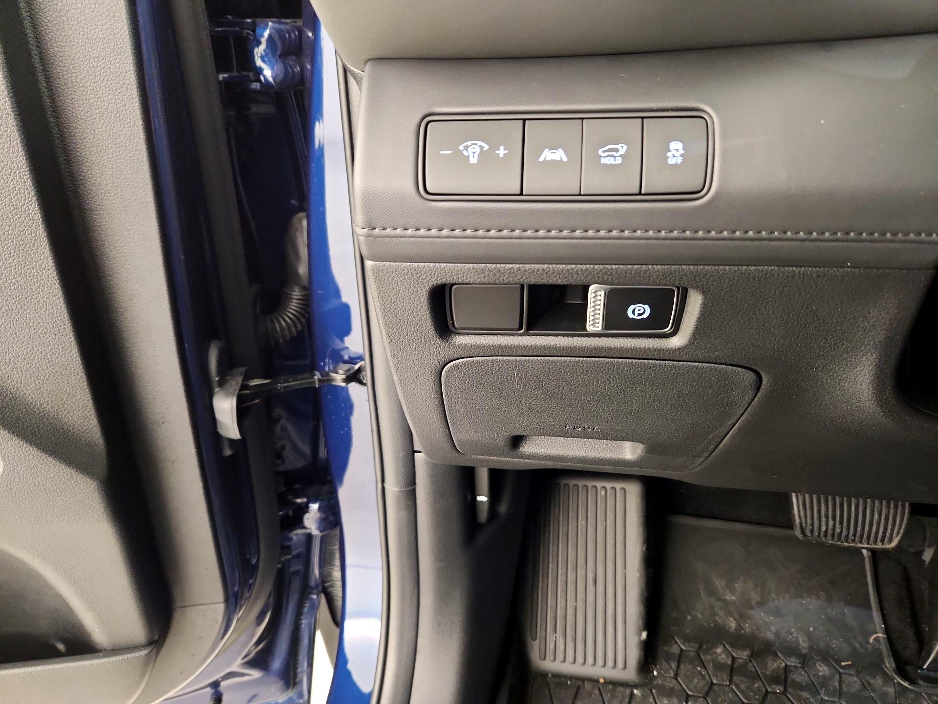 Thumbnail: 2023 Hyundai Santa Fe - 13