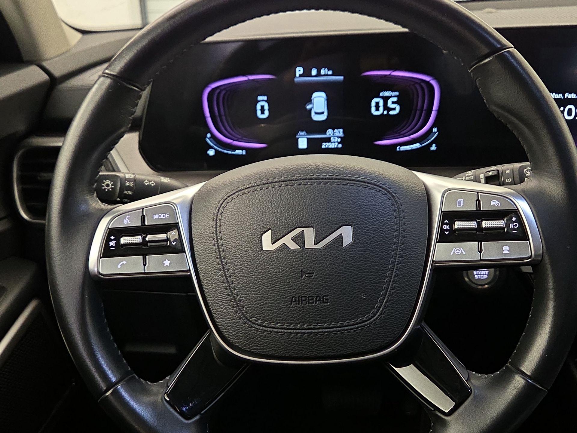 Thumbnail: 2023 Kia Telluride - 10