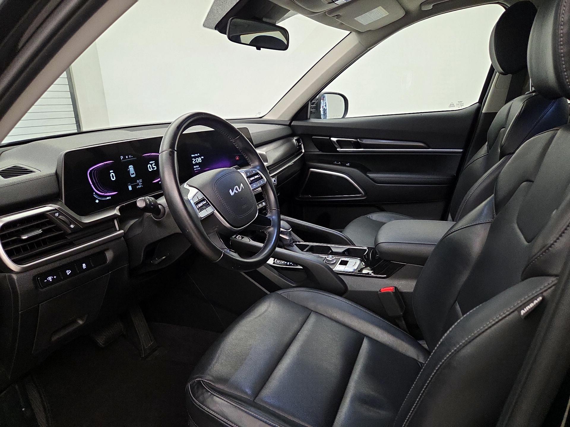 Thumbnail: 2023 Kia Telluride - 11