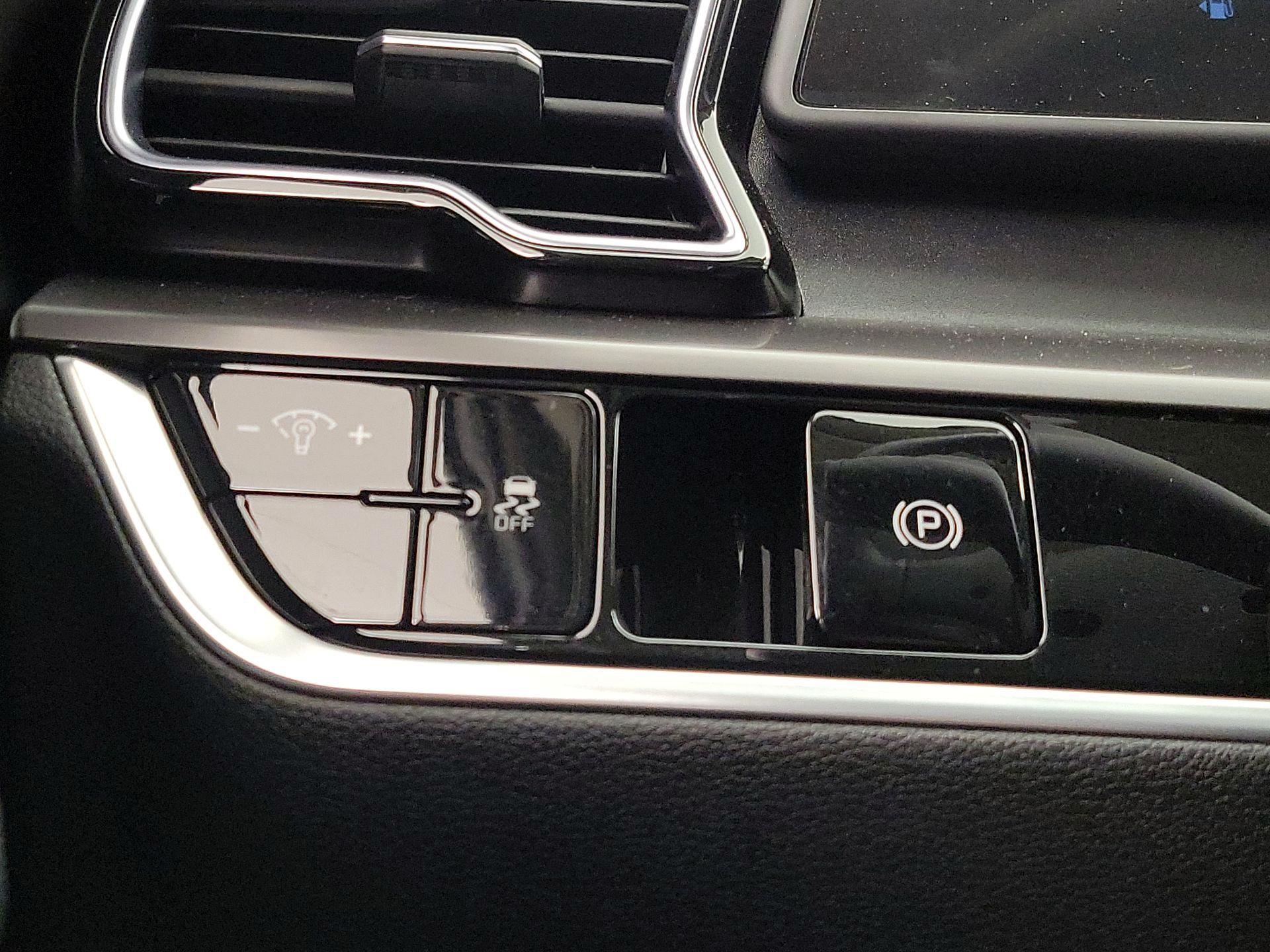 Thumbnail: 2023 Kia Sportage - 13