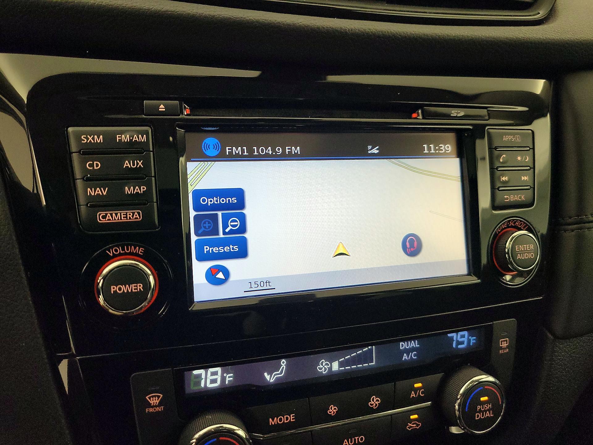 Thumbnail: 2017 Nissan Rogue - 14