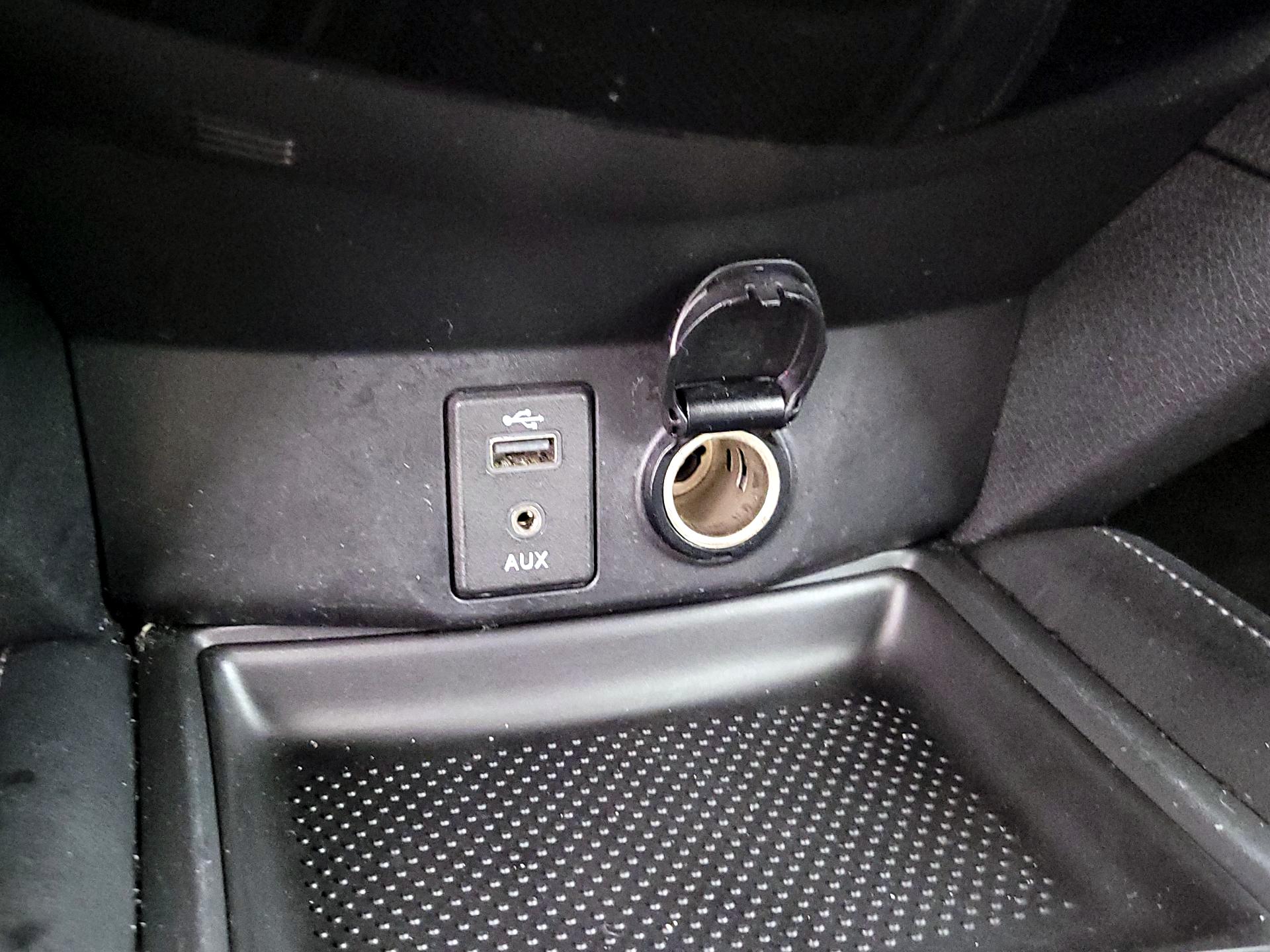 Thumbnail: 2017 Nissan Rogue - 19