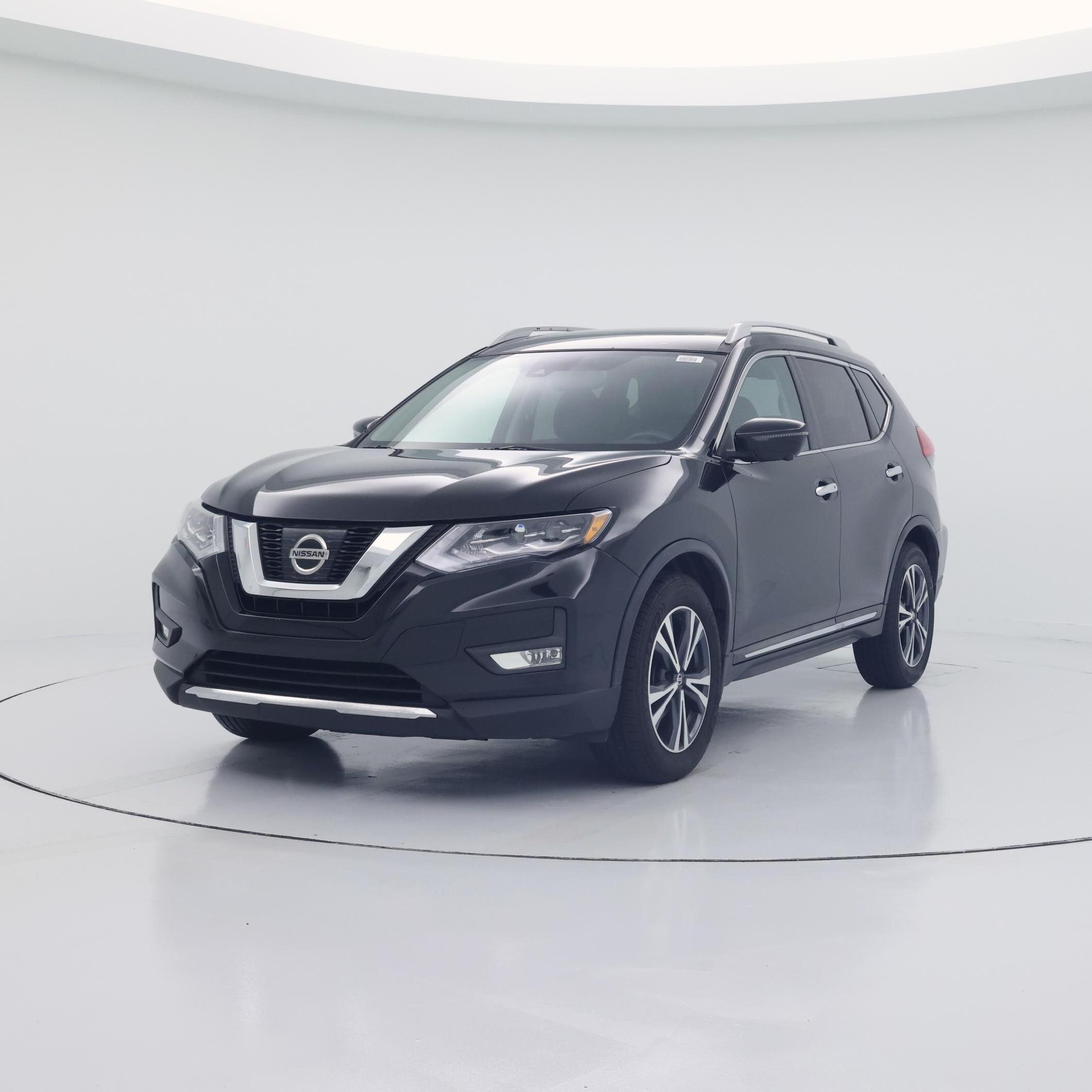 Thumbnail: 2017 Nissan Rogue - 4