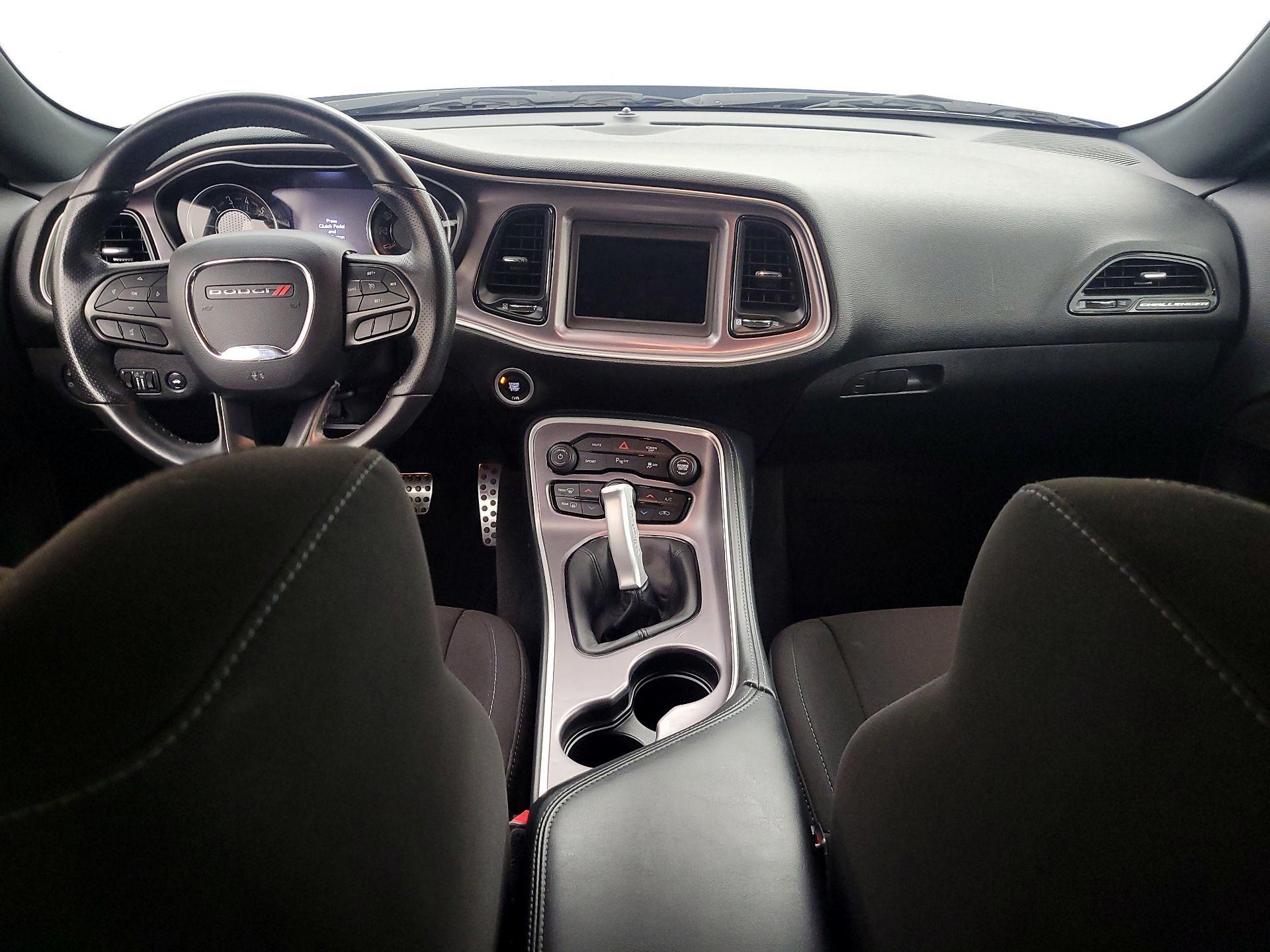 Thumbnail: 2022 Dodge Challenger - 9