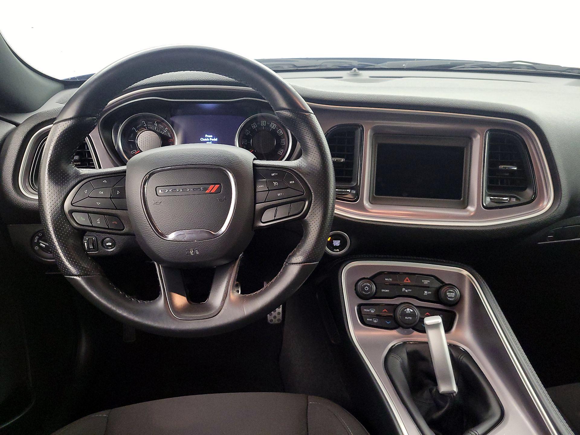 Thumbnail: 2022 Dodge Challenger - 10