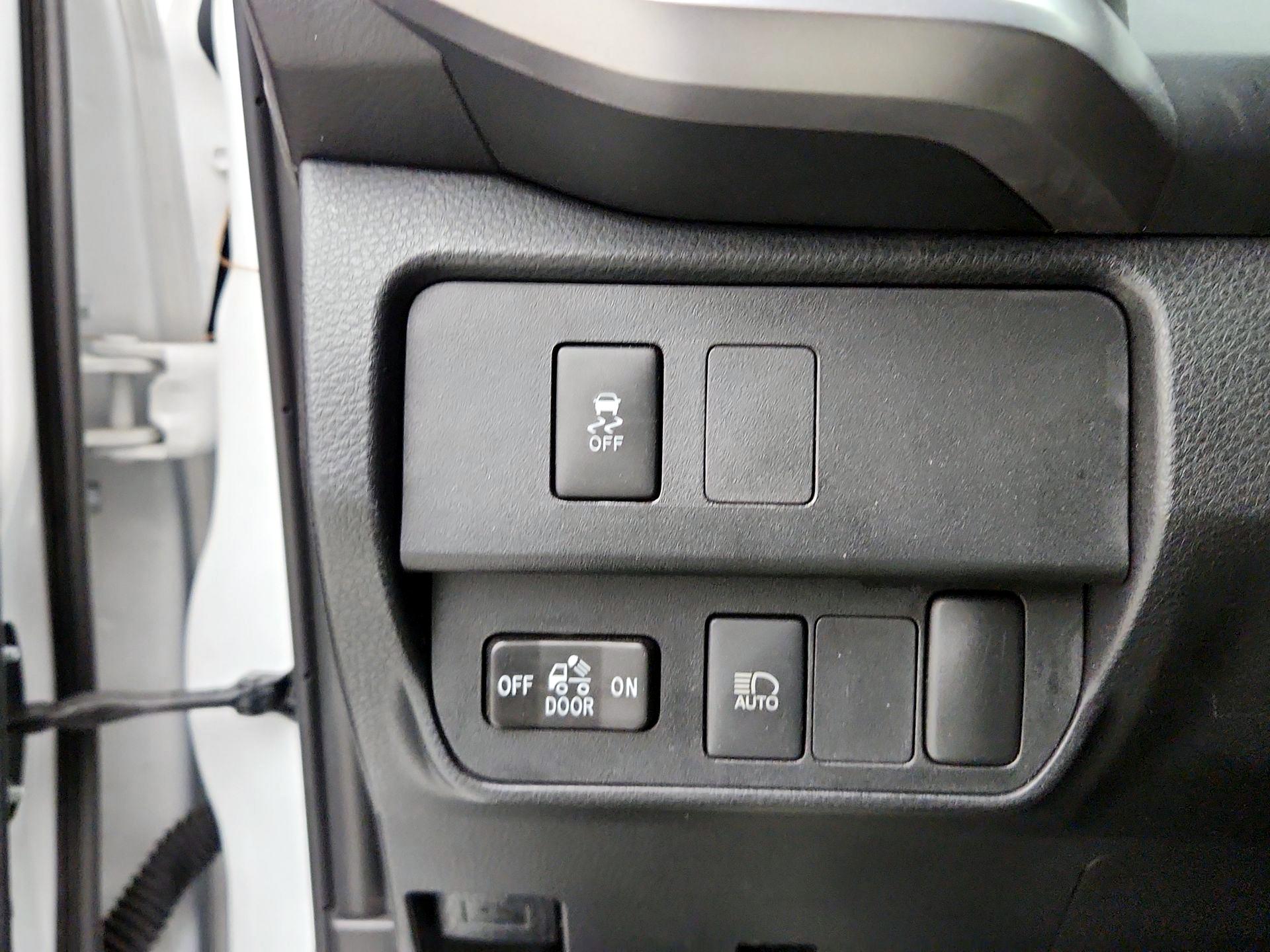 Thumbnail: 2023 Toyota Tacoma - 13