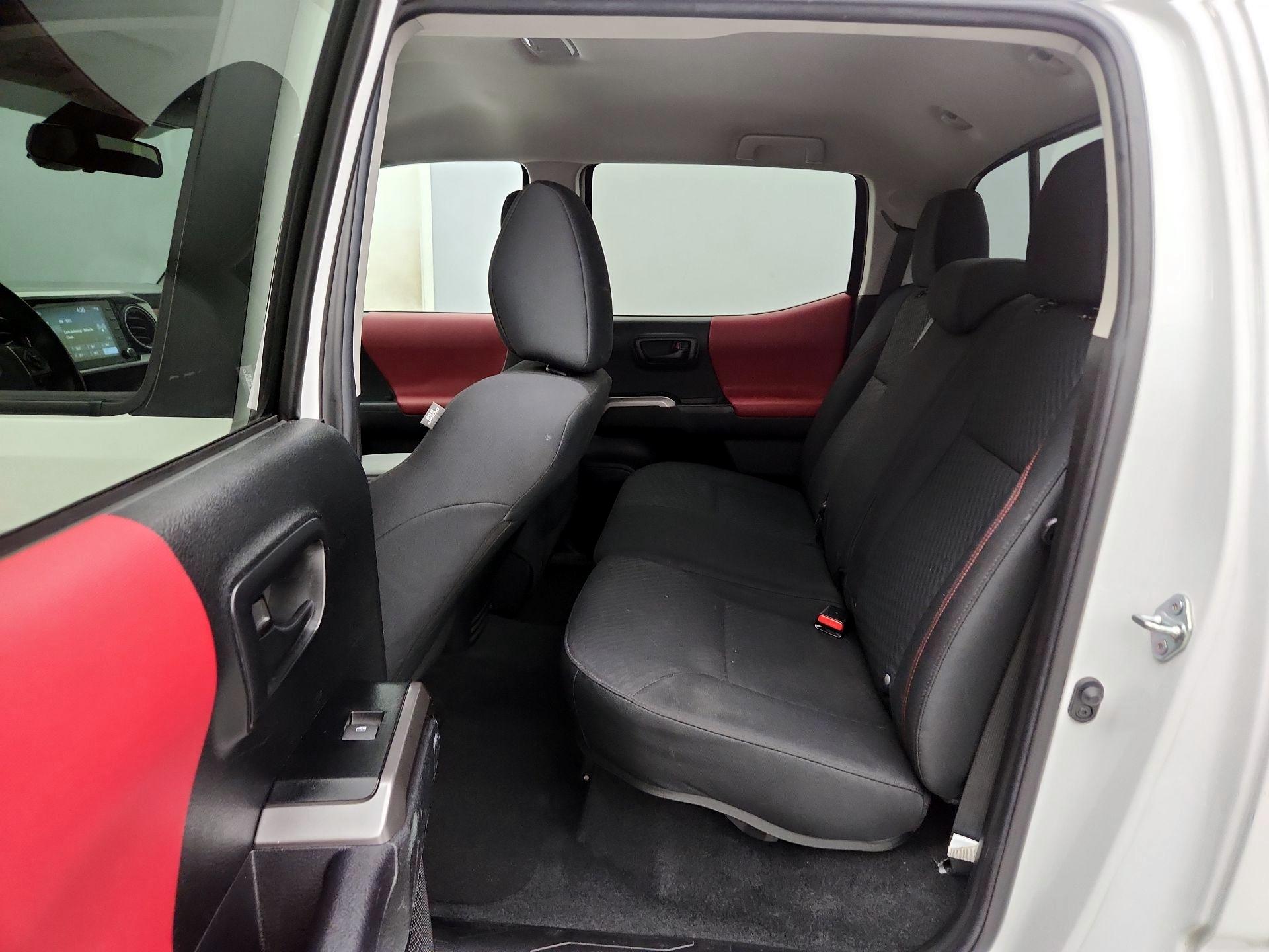 Thumbnail: 2023 Toyota Tacoma - 19