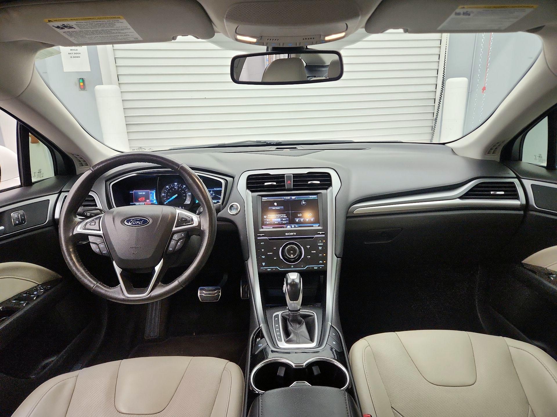 Thumbnail: 2015 Ford Fusion - 9