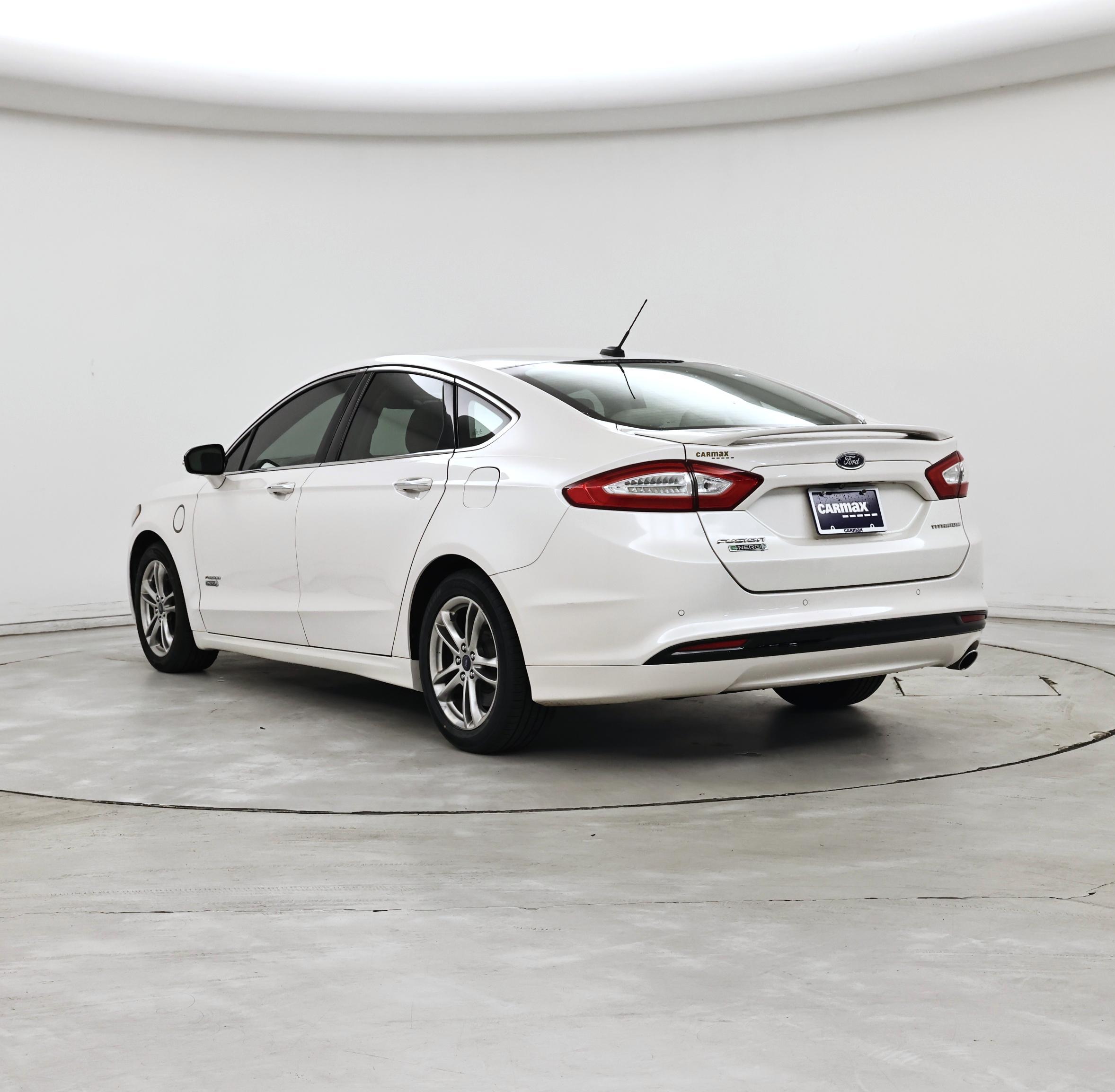 Thumbnail: 2015 Ford Fusion - 2