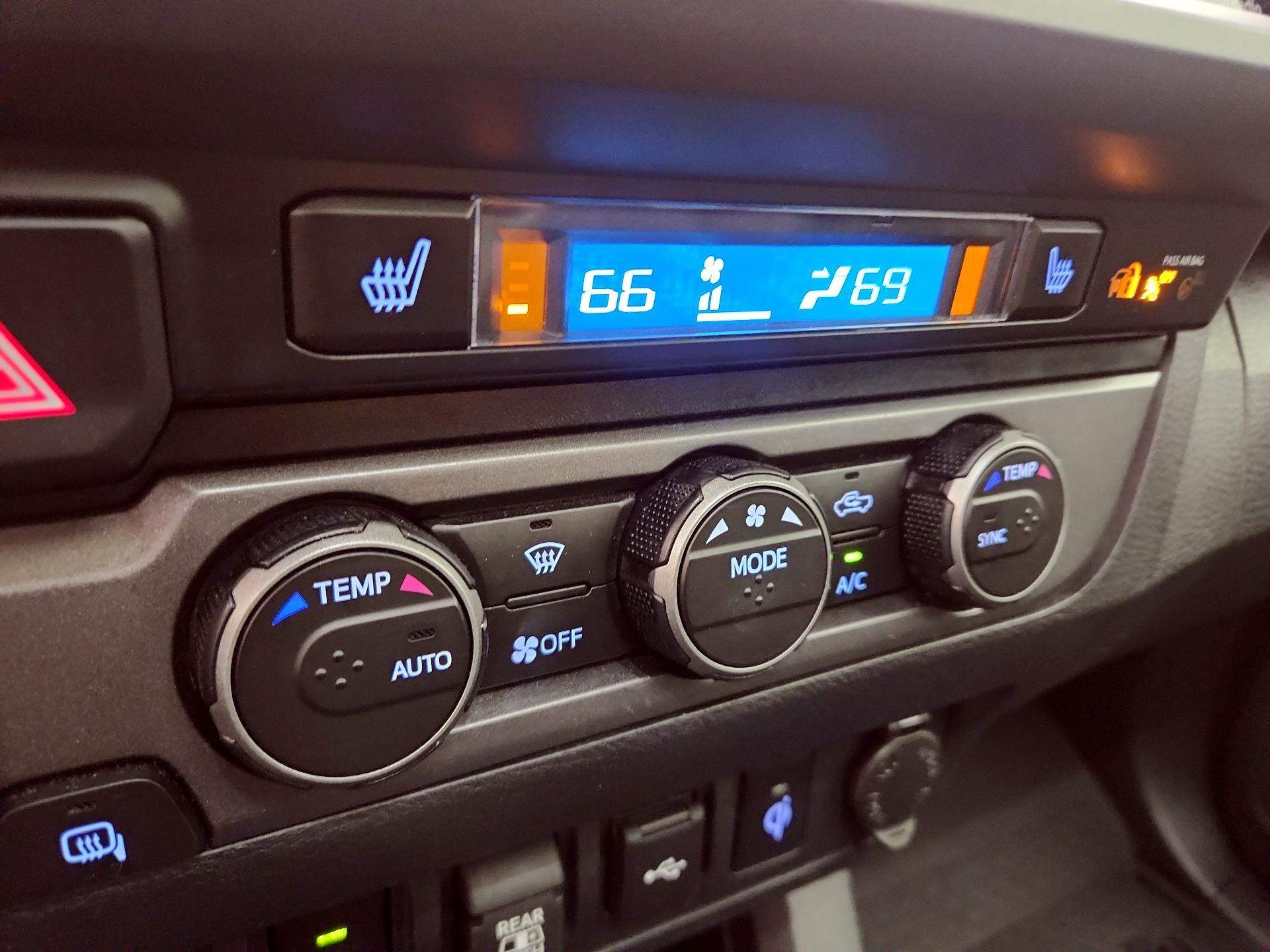 Thumbnail: 2023 Toyota Tacoma - 17