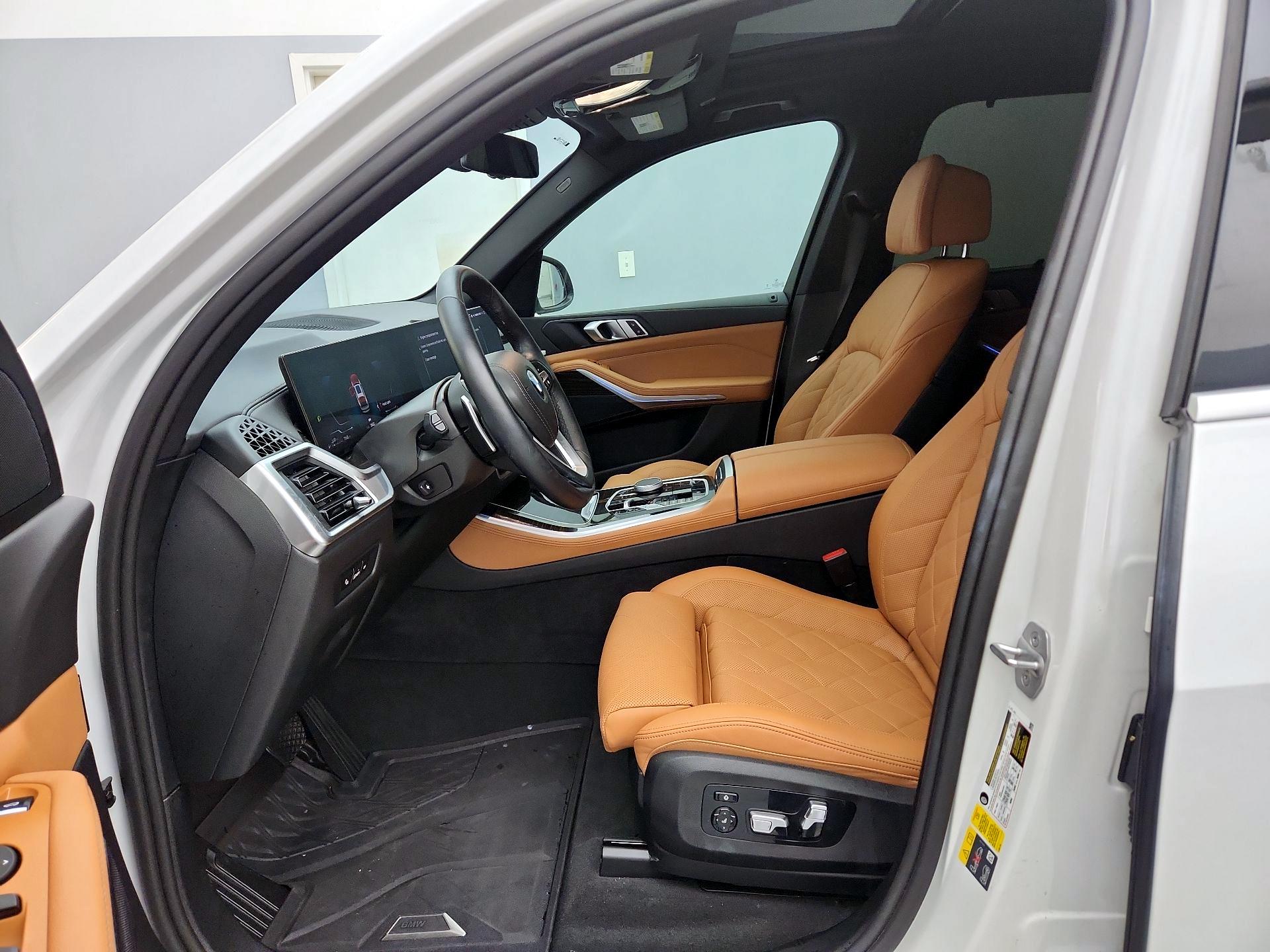 Thumbnail: 2024 BMW X5 - 11