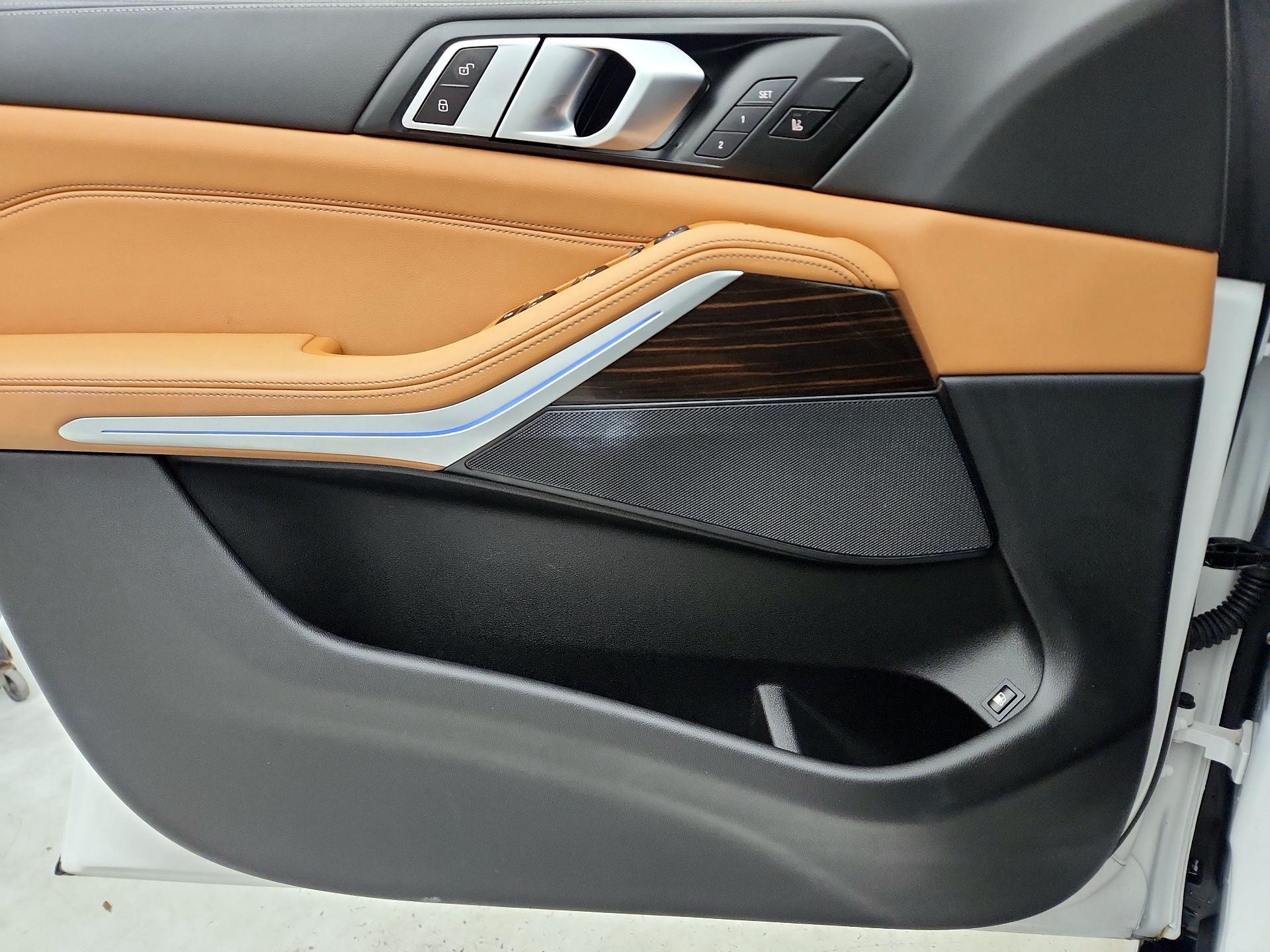 Thumbnail: 2024 BMW X5 - 12