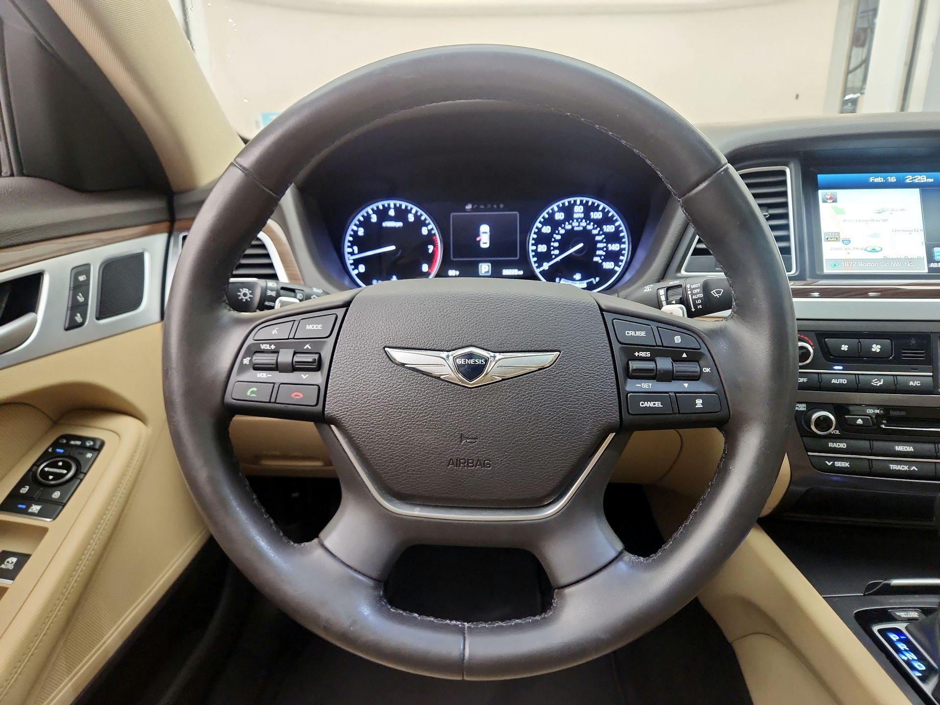 Thumbnail: 2017 Genesis G80 - 10