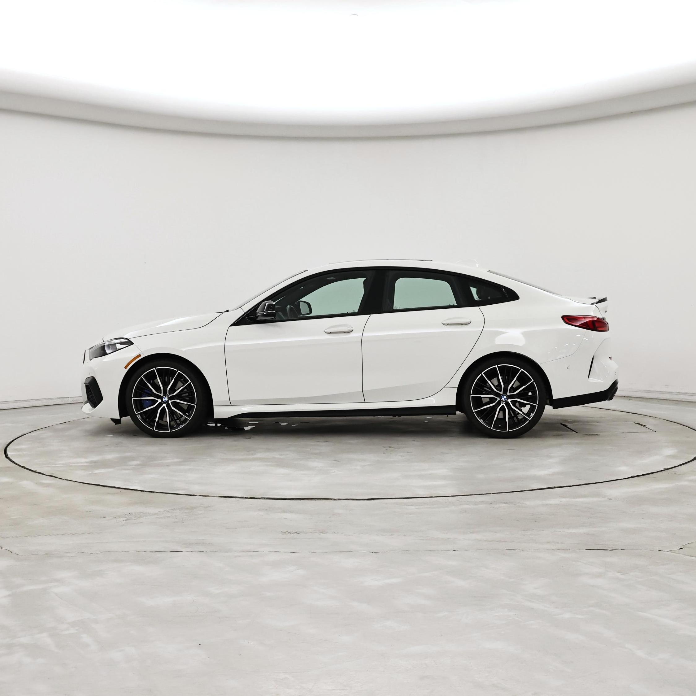 Thumbnail: 2022 BMW 2 Series - 3