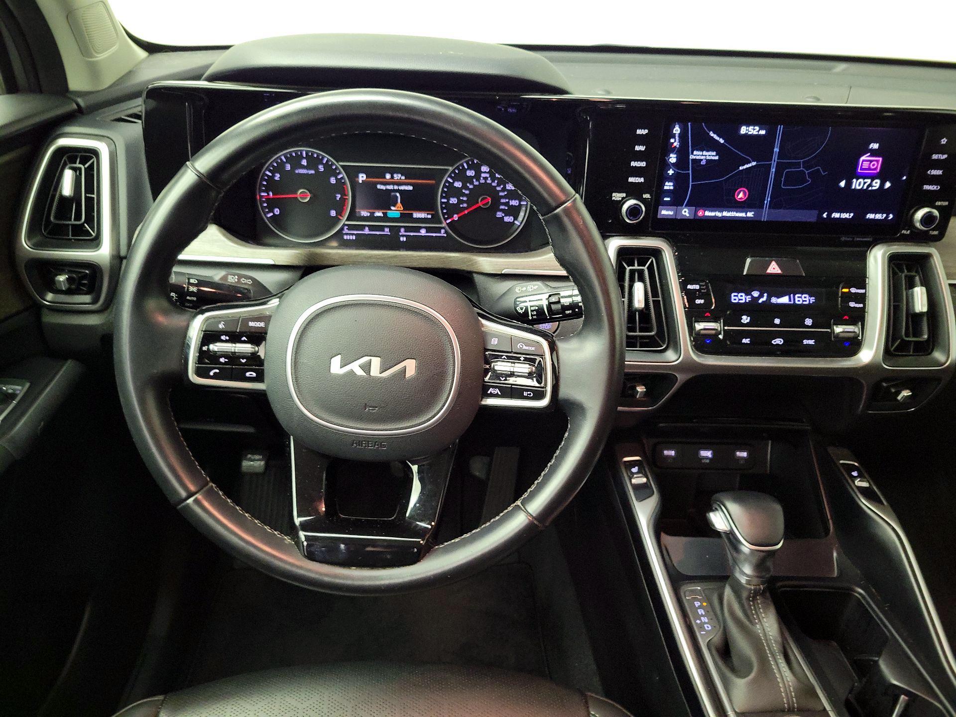 Thumbnail: 2022 Kia Sorento - 10