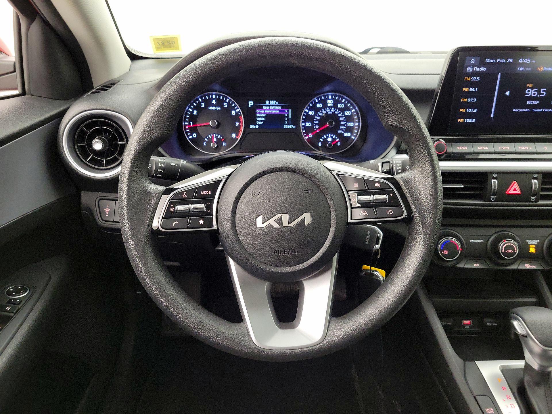 Thumbnail: 2023 Kia Forte - 10