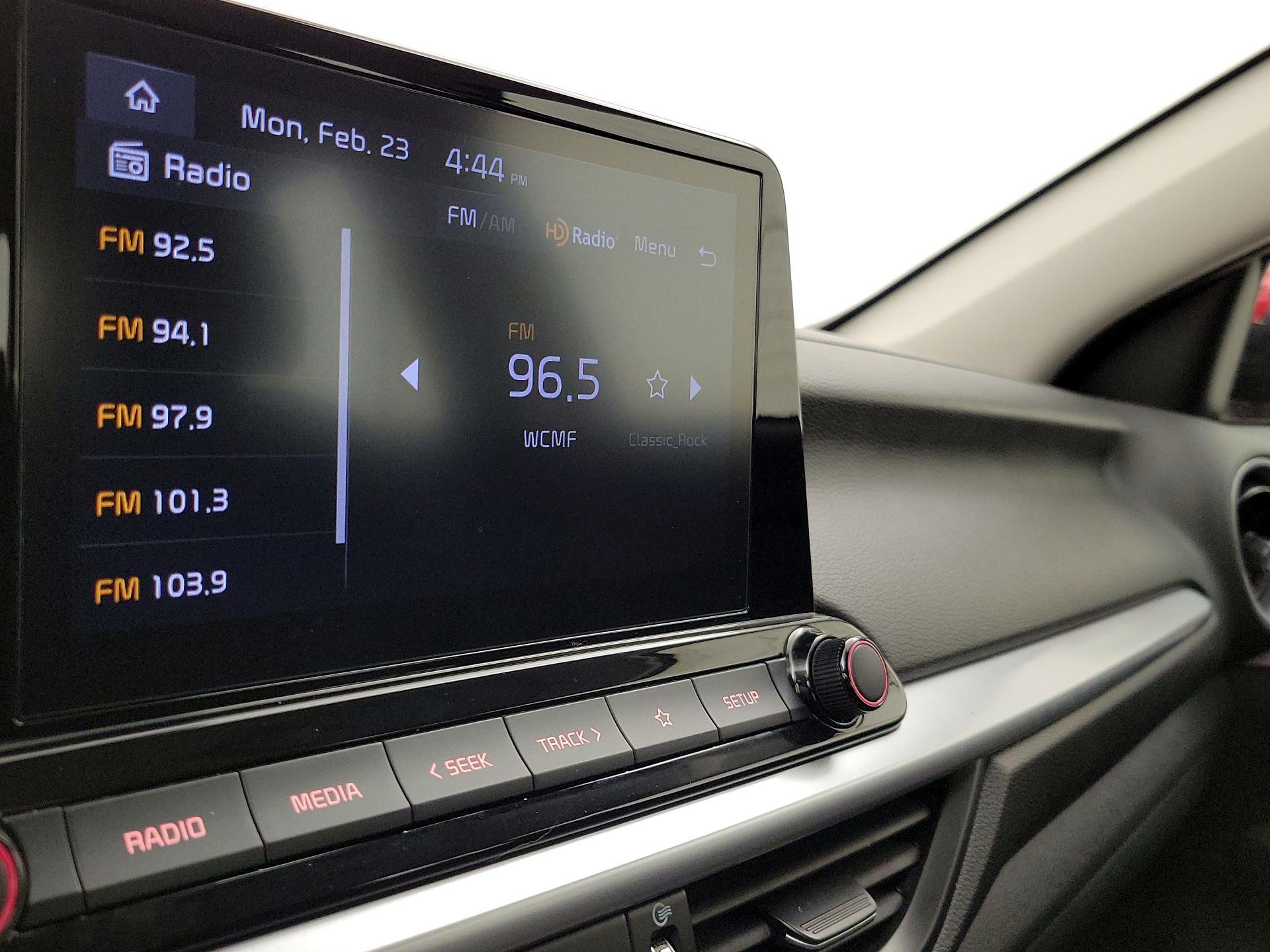 Thumbnail: 2023 Kia Forte - 15