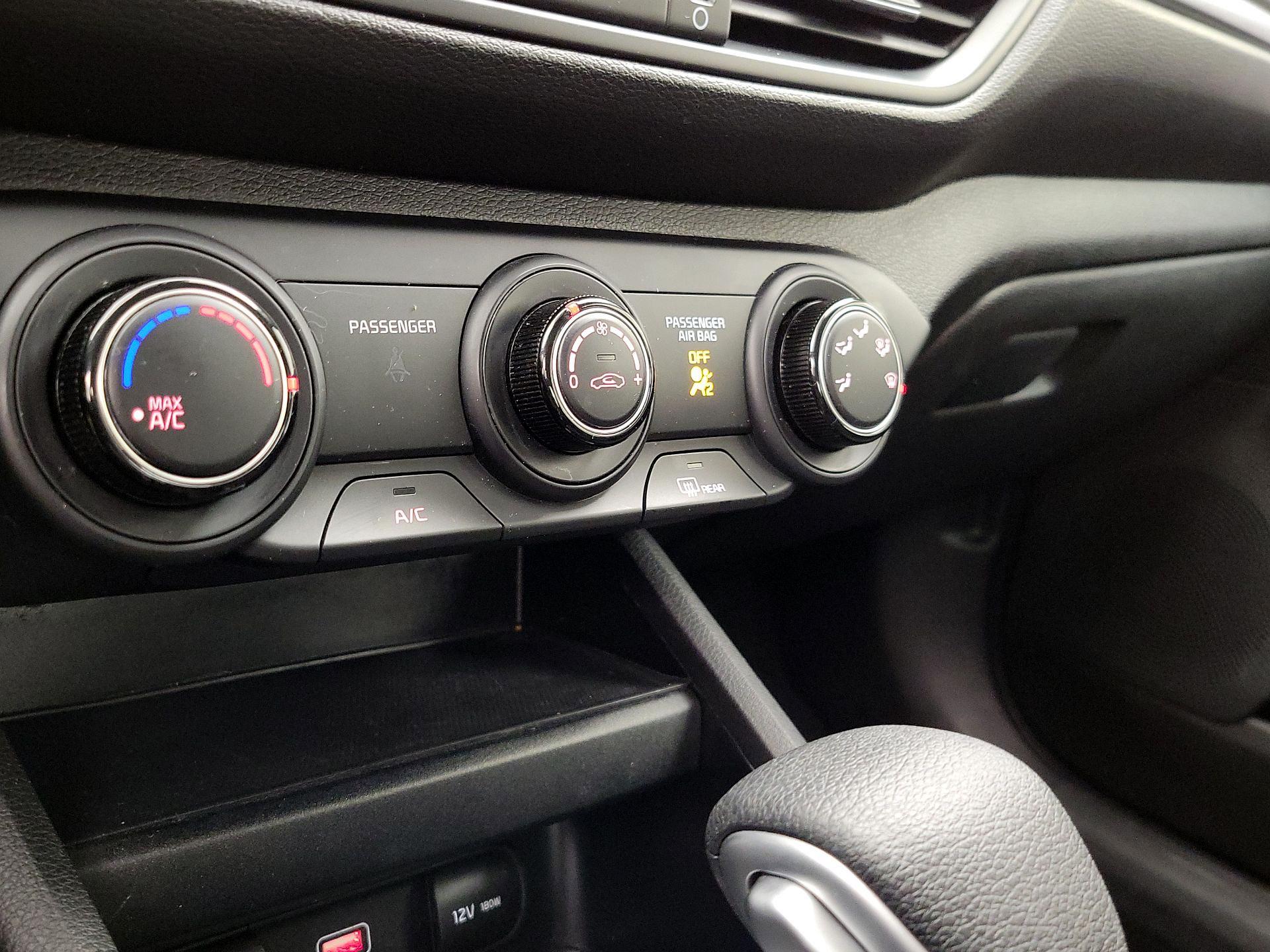 Thumbnail: 2023 Kia Forte - 16