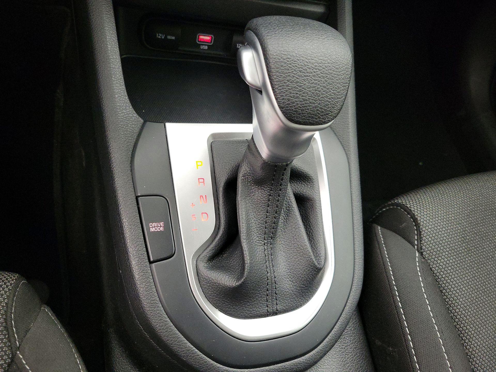 Thumbnail: 2023 Kia Forte - 17