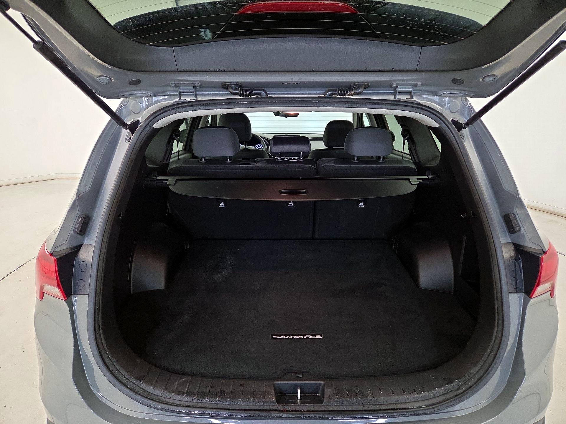 Thumbnail: 2023 Hyundai Santa Fe - 20