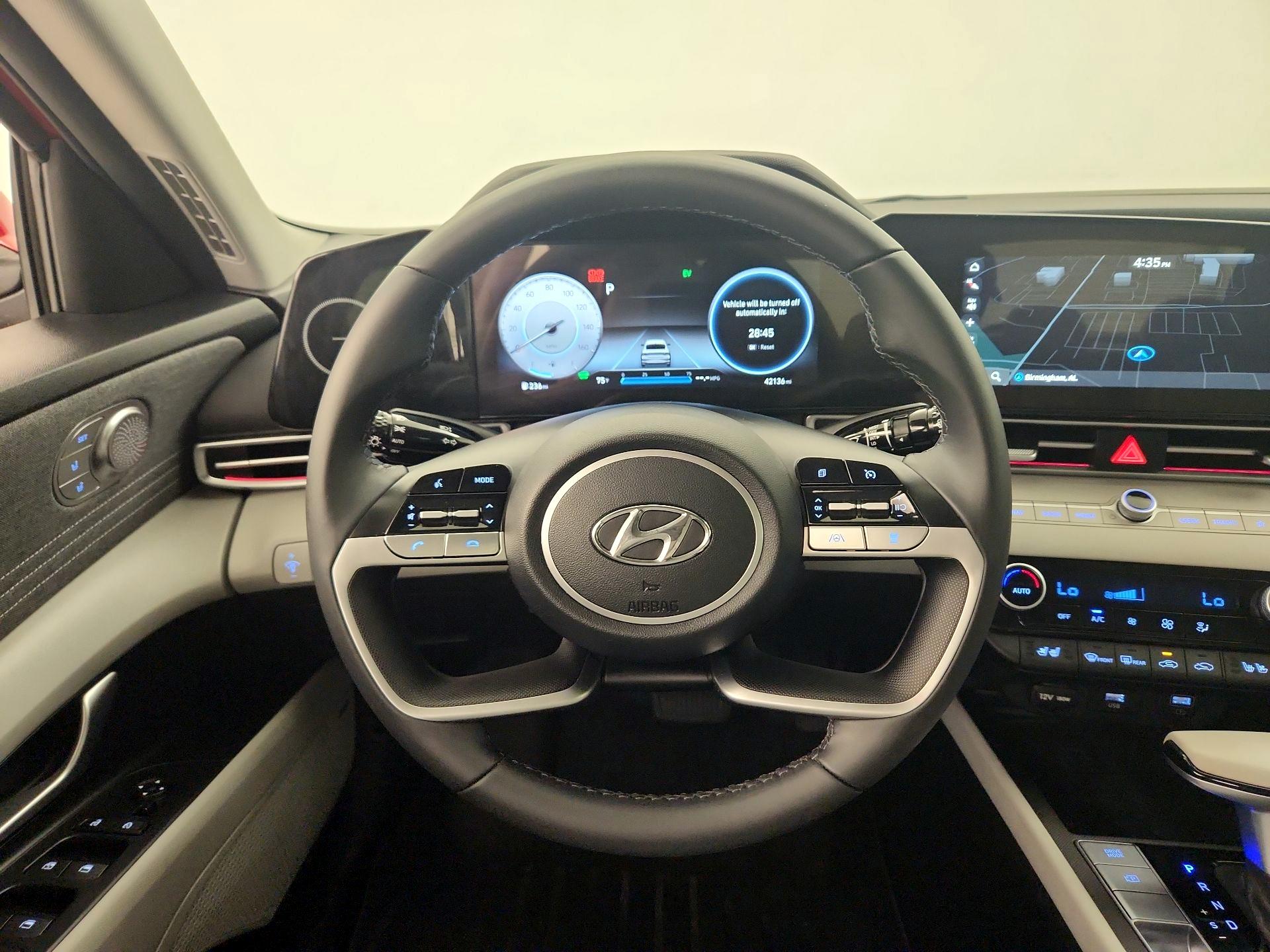 Thumbnail: 2023 Hyundai Elantra - 10