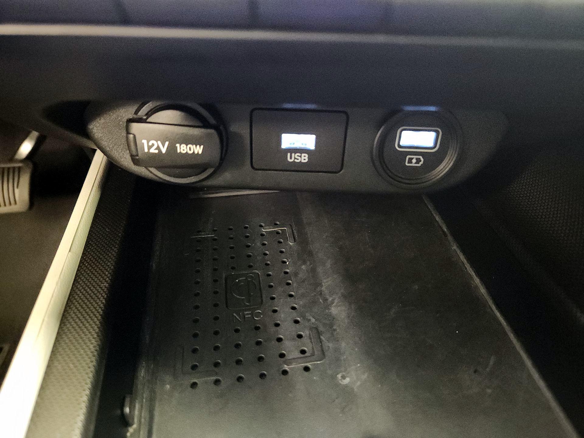 Thumbnail: 2023 Hyundai Elantra - 19